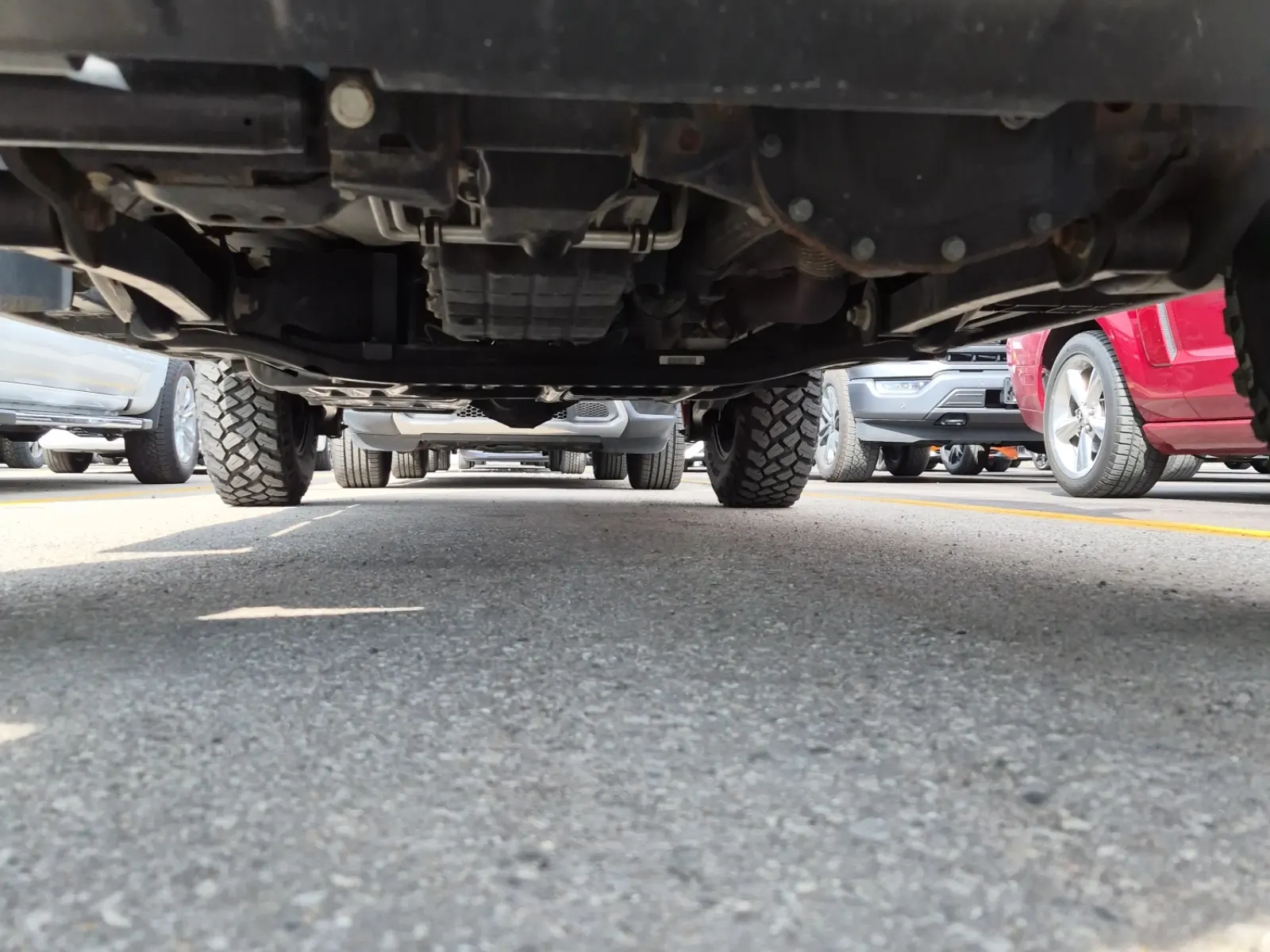 Undercarriage - Front Photo