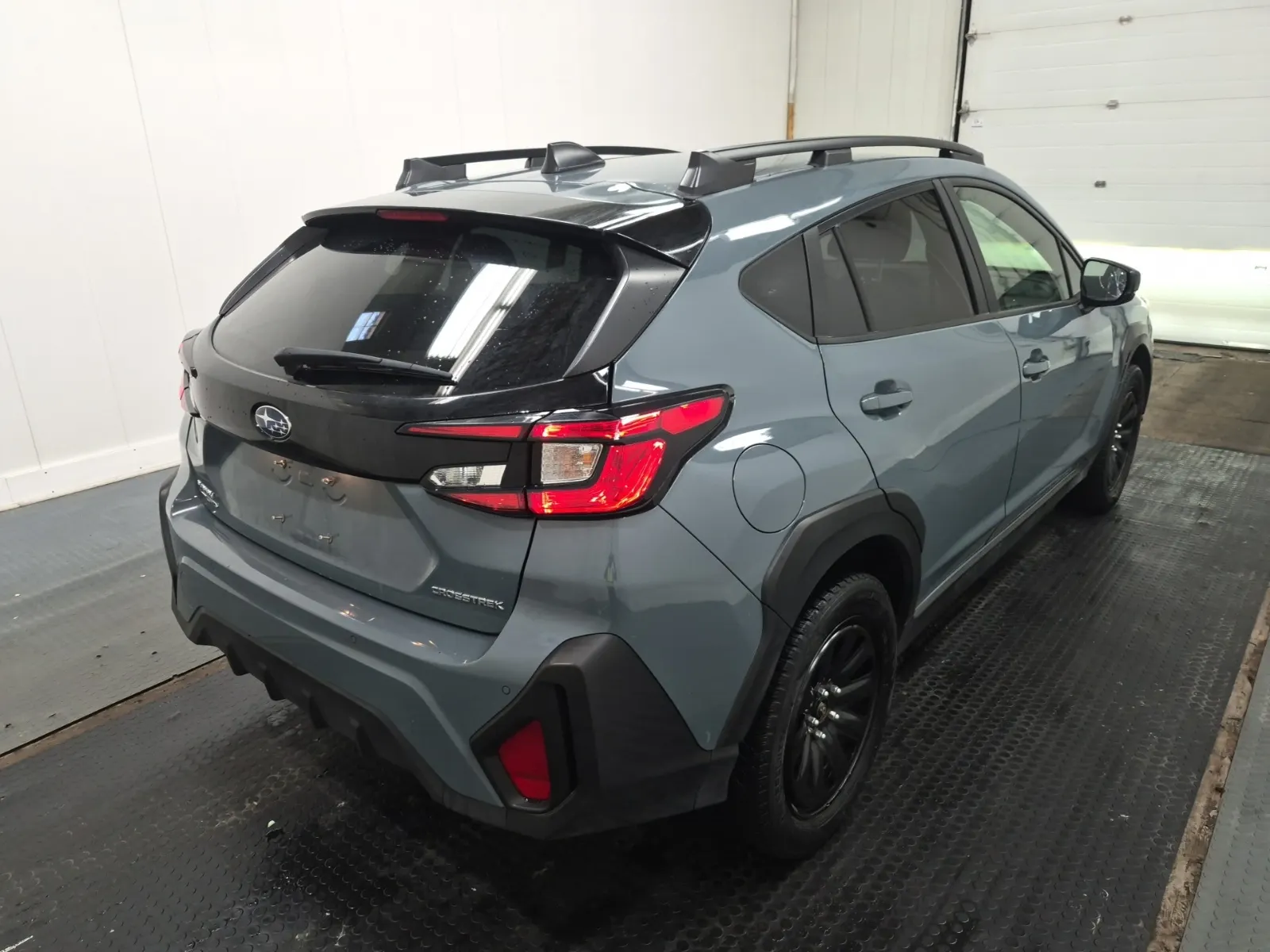 Passenger Rear 3/4 Photo