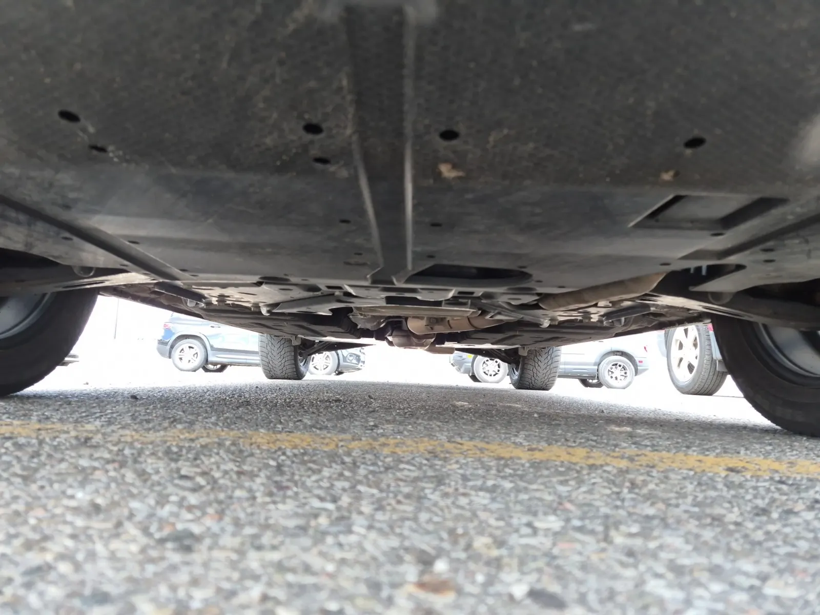 Undercarriage - Front Photo