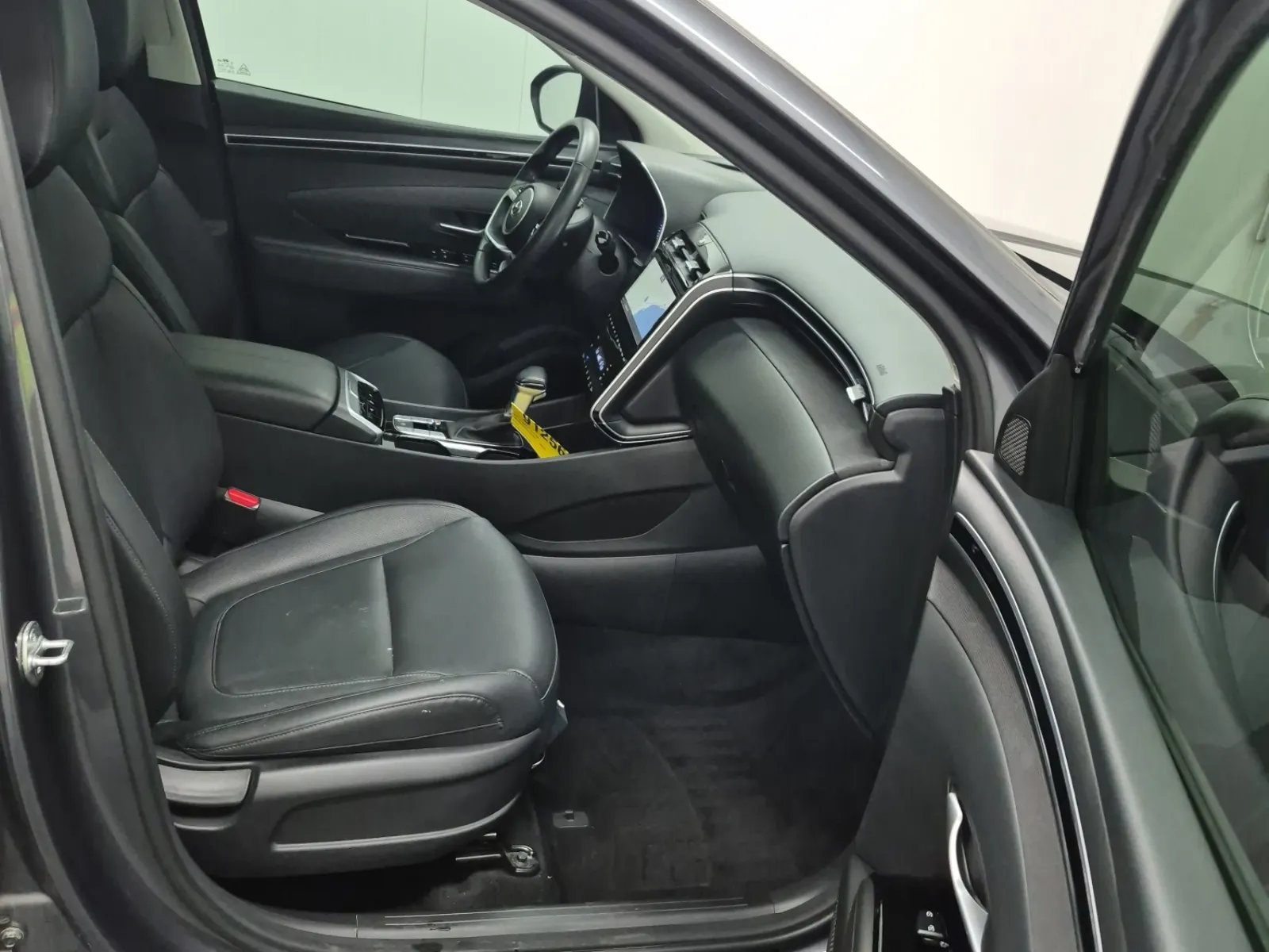 Right Side Interior Photo