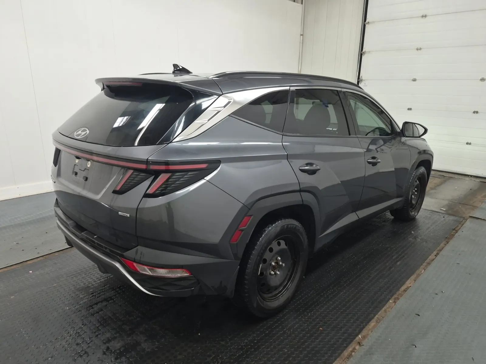 Passenger Rear 3/4 Photo
