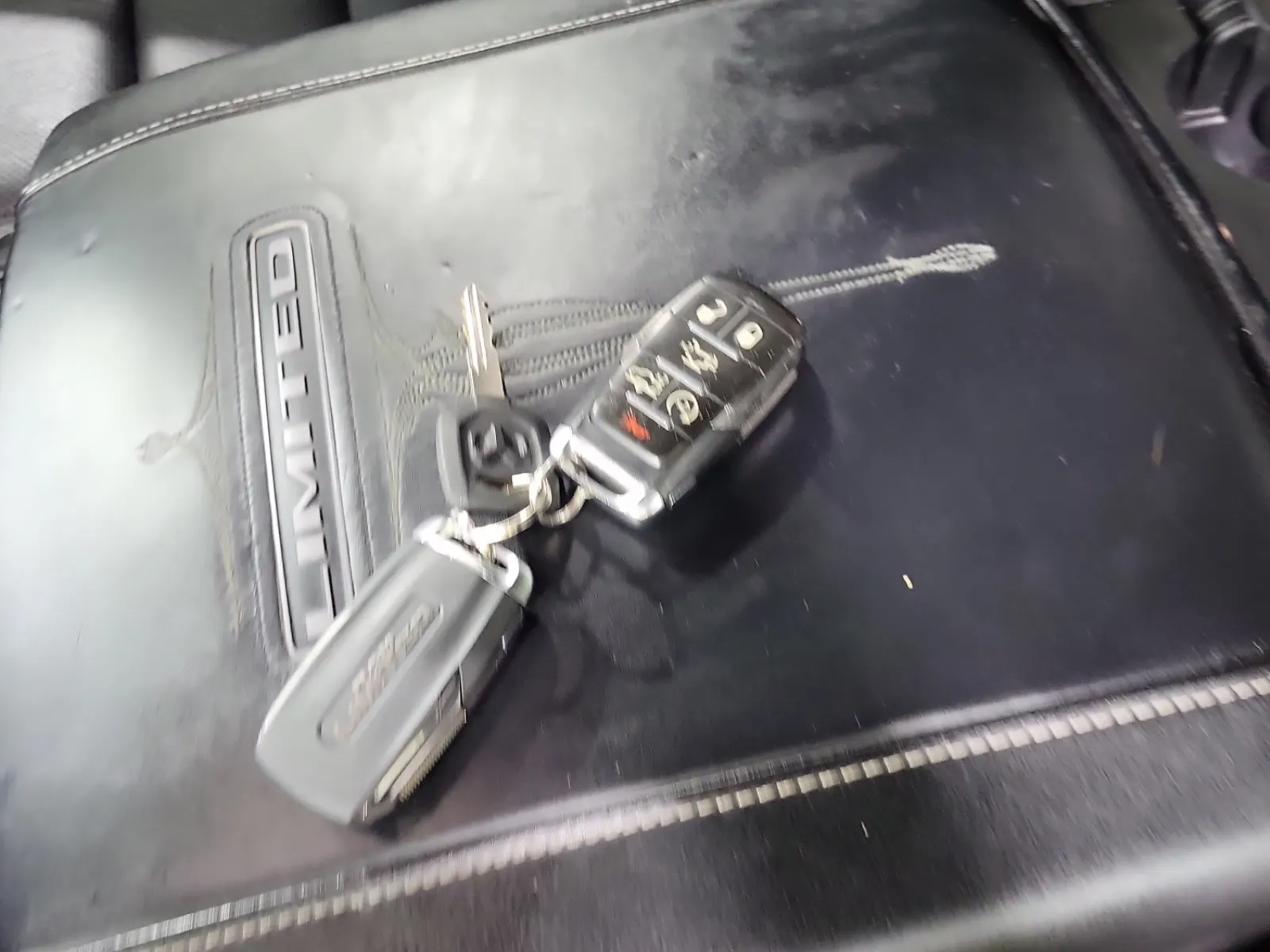 Keys/Fobs/Manual Photo