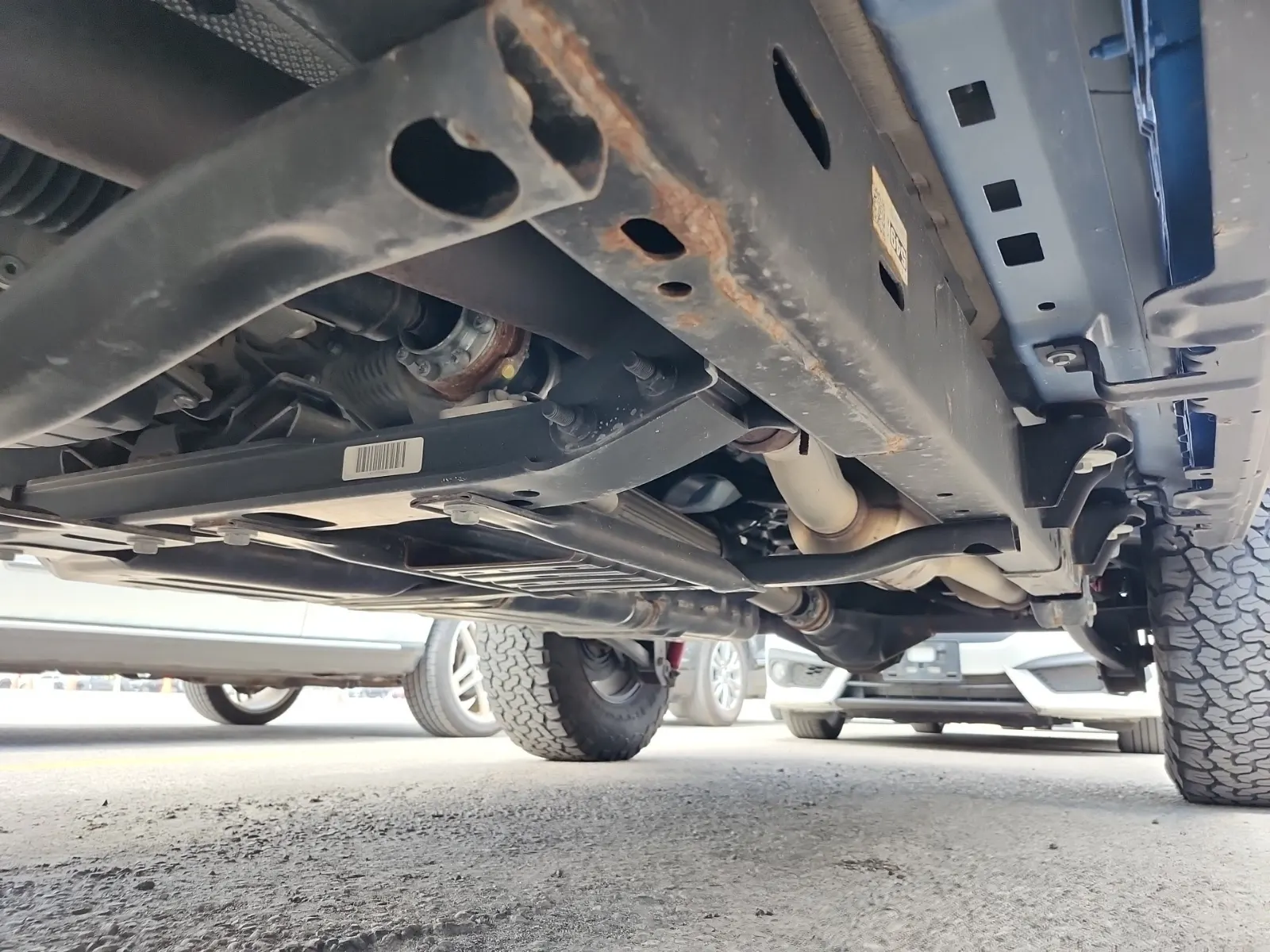 Undercarriage - Driver Photo