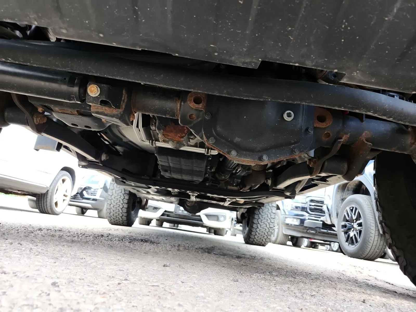 Undercarriage - Front Photo