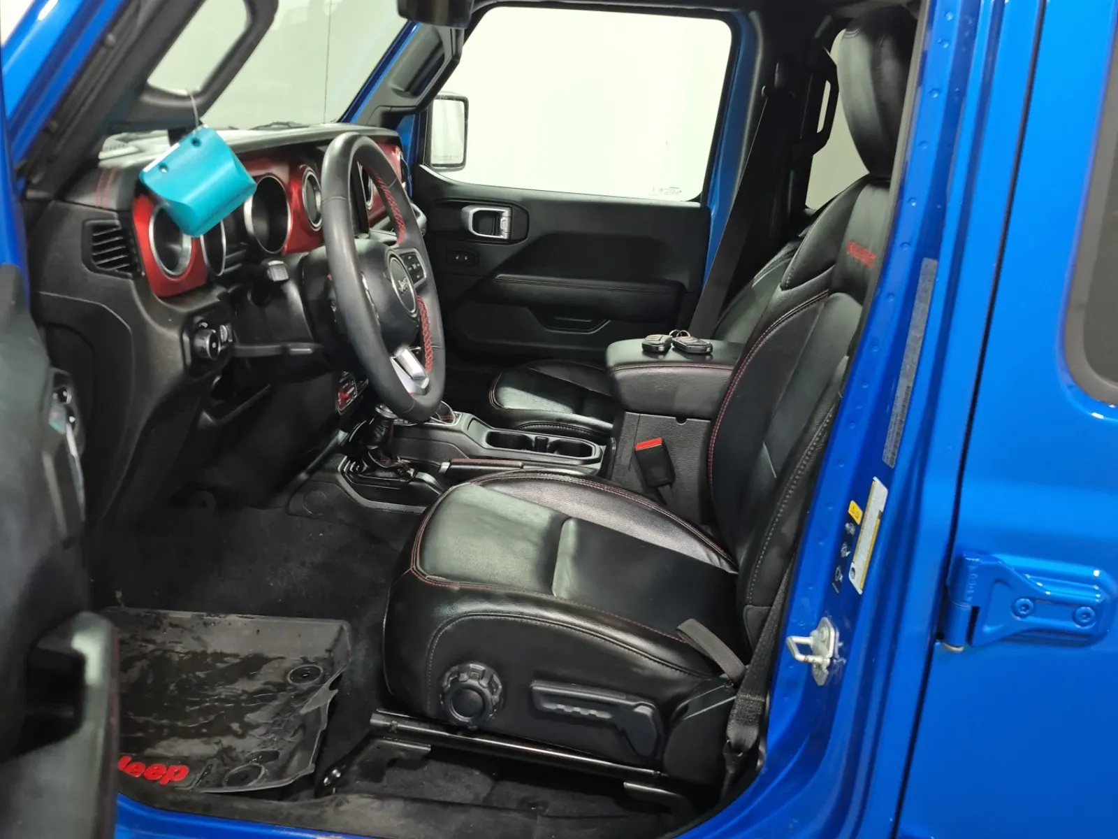 Front Interior Photo