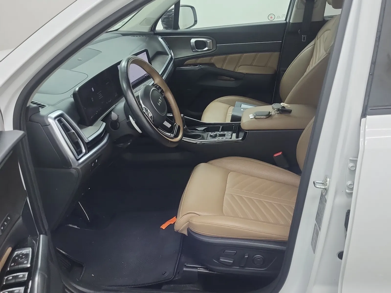 Front Interior Photo
