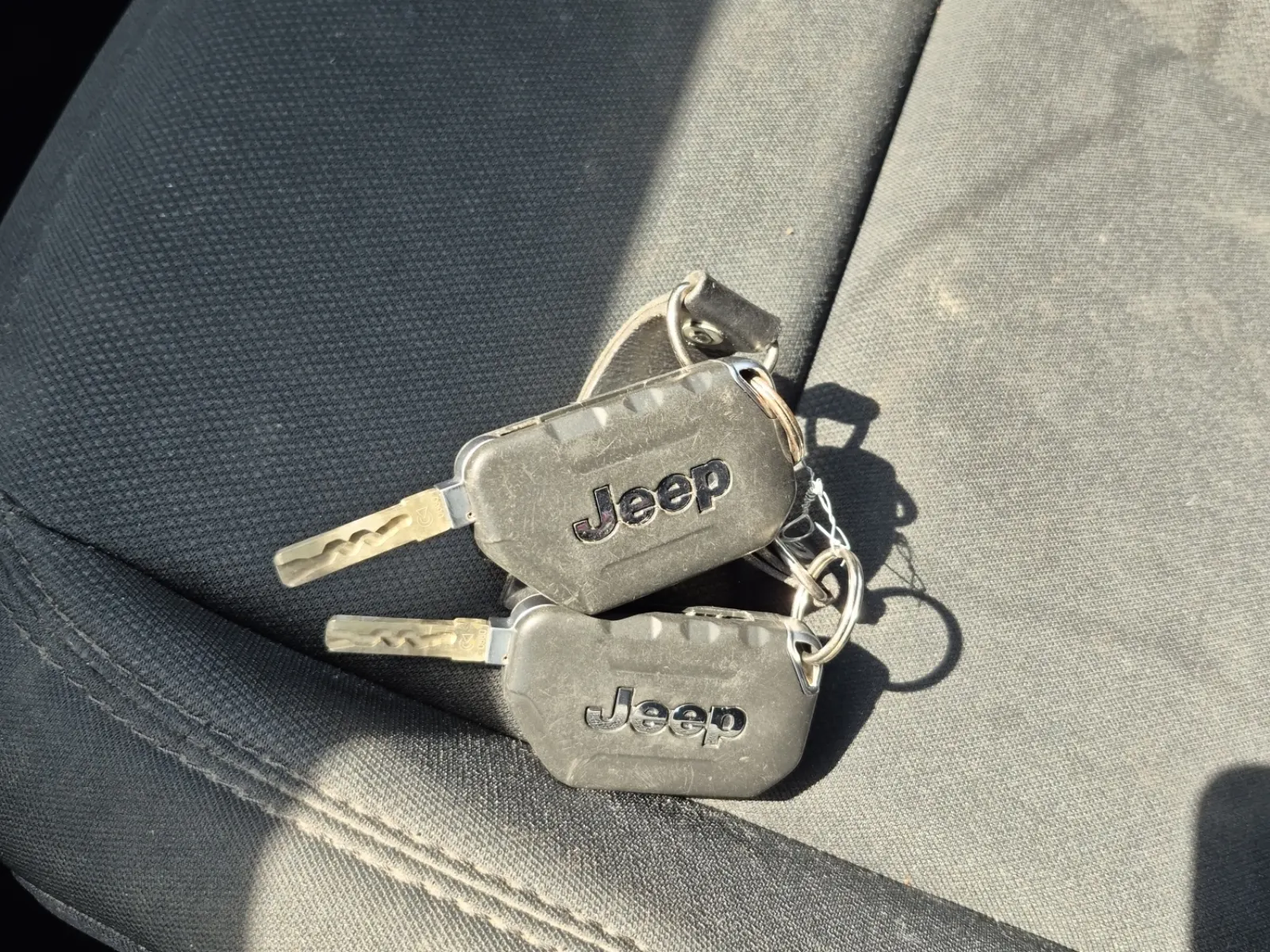 Keys/Fobs/Manual Photo