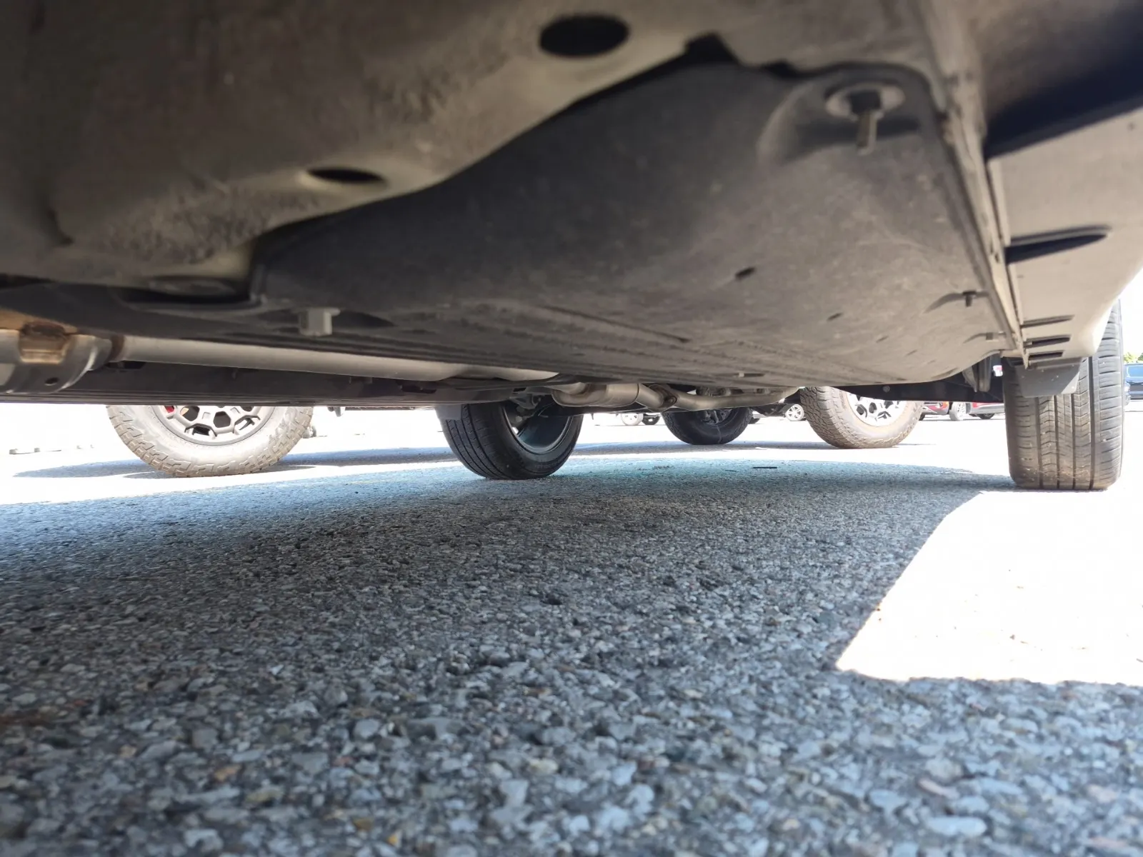 Undercarriage - Driver Photo