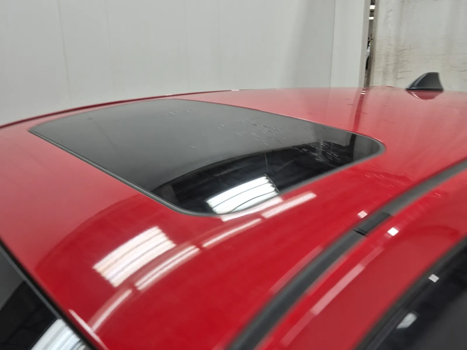 Exterior Roof Photo