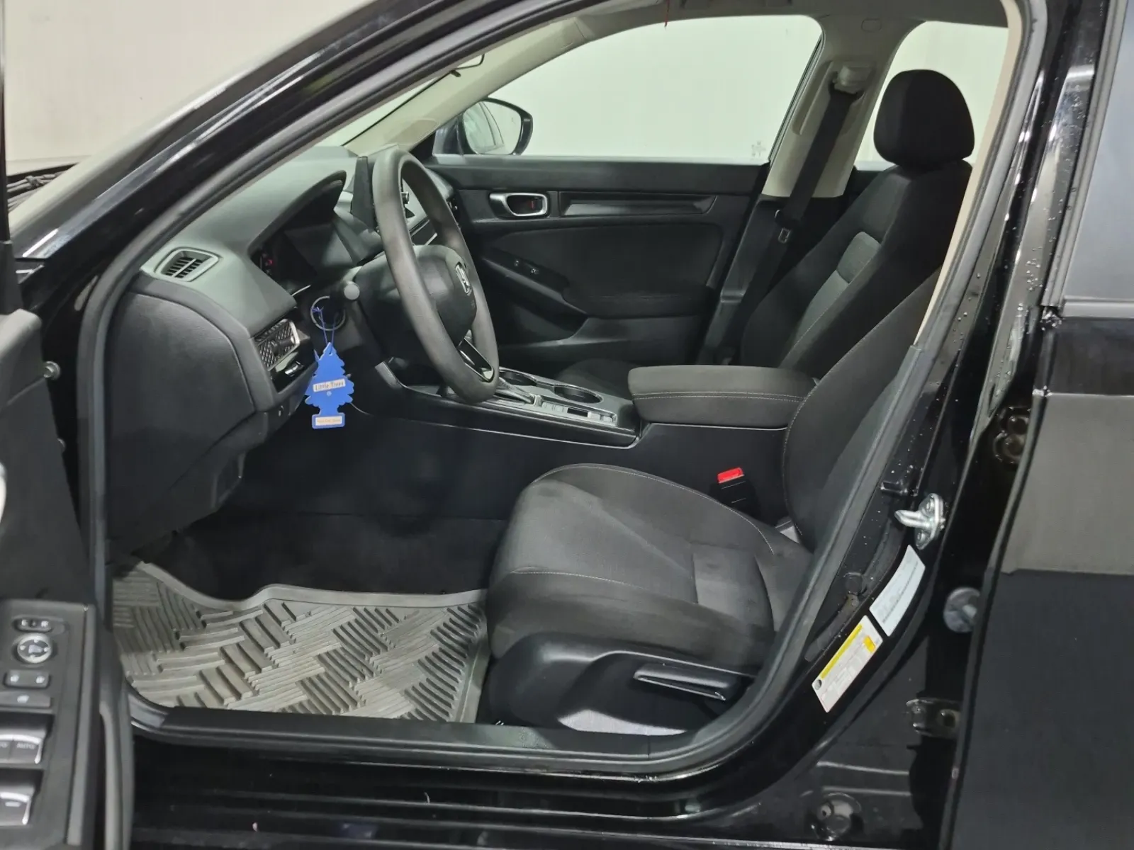 Front Interior Photo