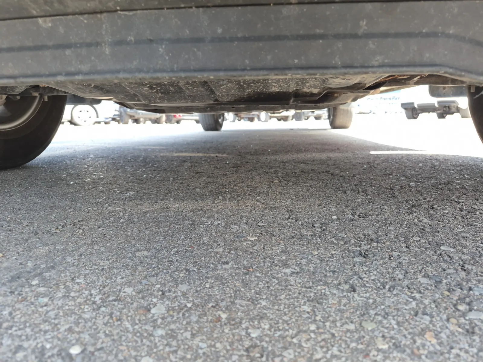 Undercarriage - Front Photo