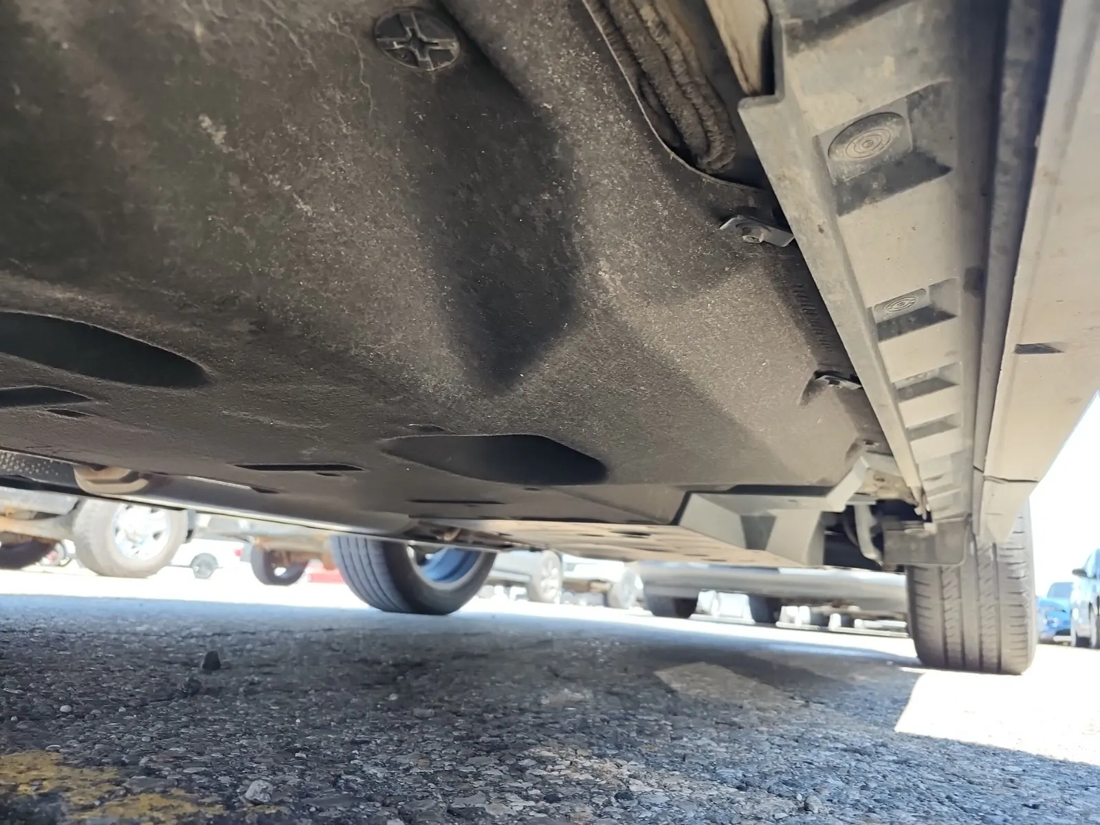 Undercarriage - Driver Photo