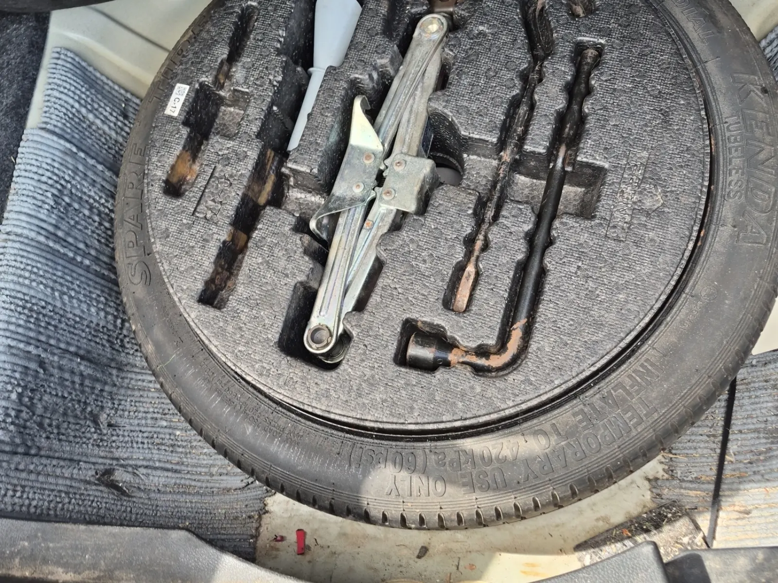 Spare Tire & Wheel Photo