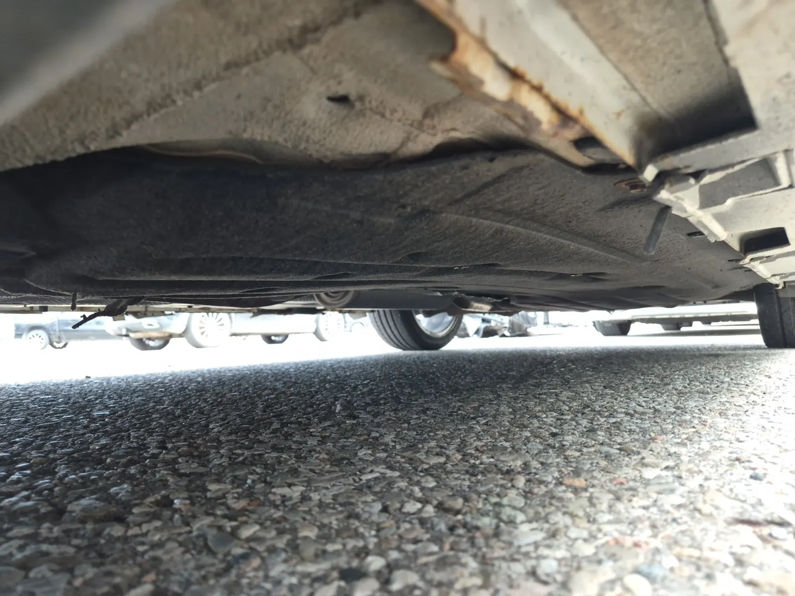 Undercarriage - Driver Photo