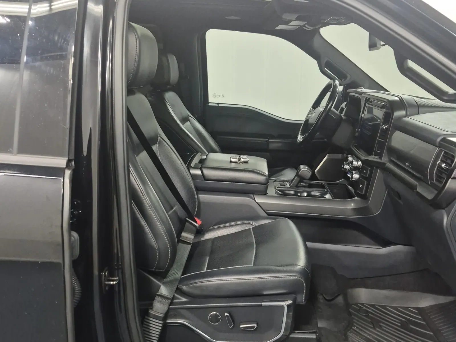 Right Side Interior Photo