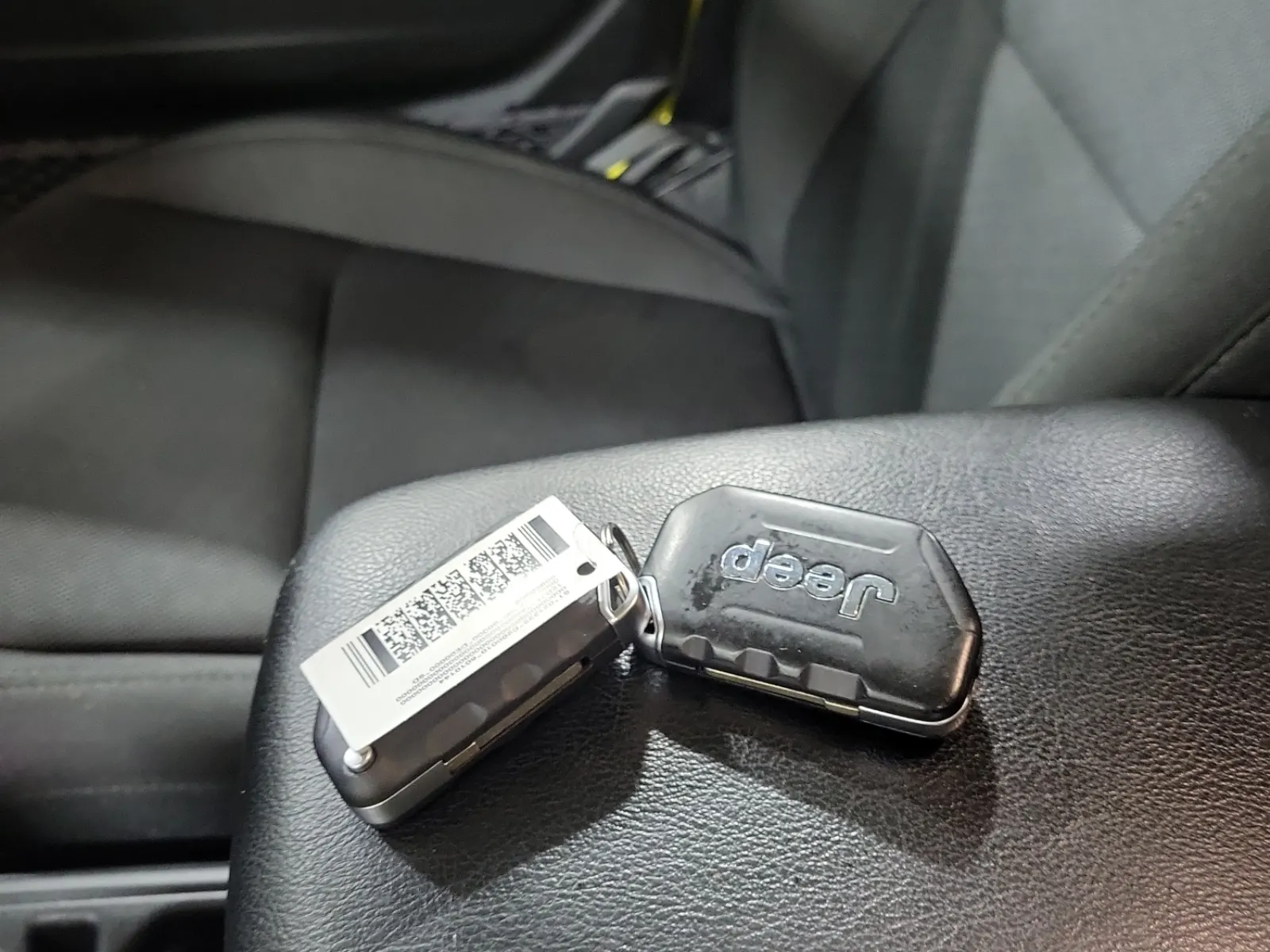 Keys/Fobs/Manual Photo