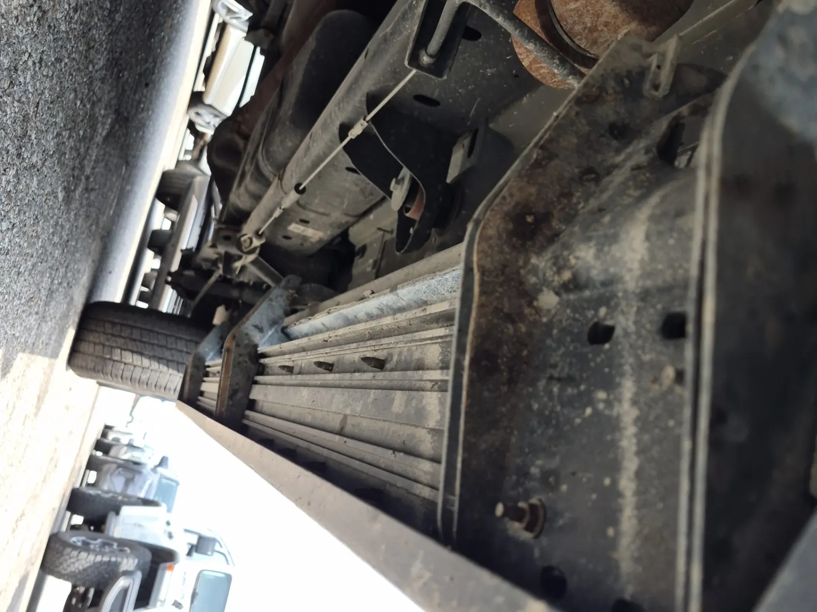 Undercarriage - Driver Photo