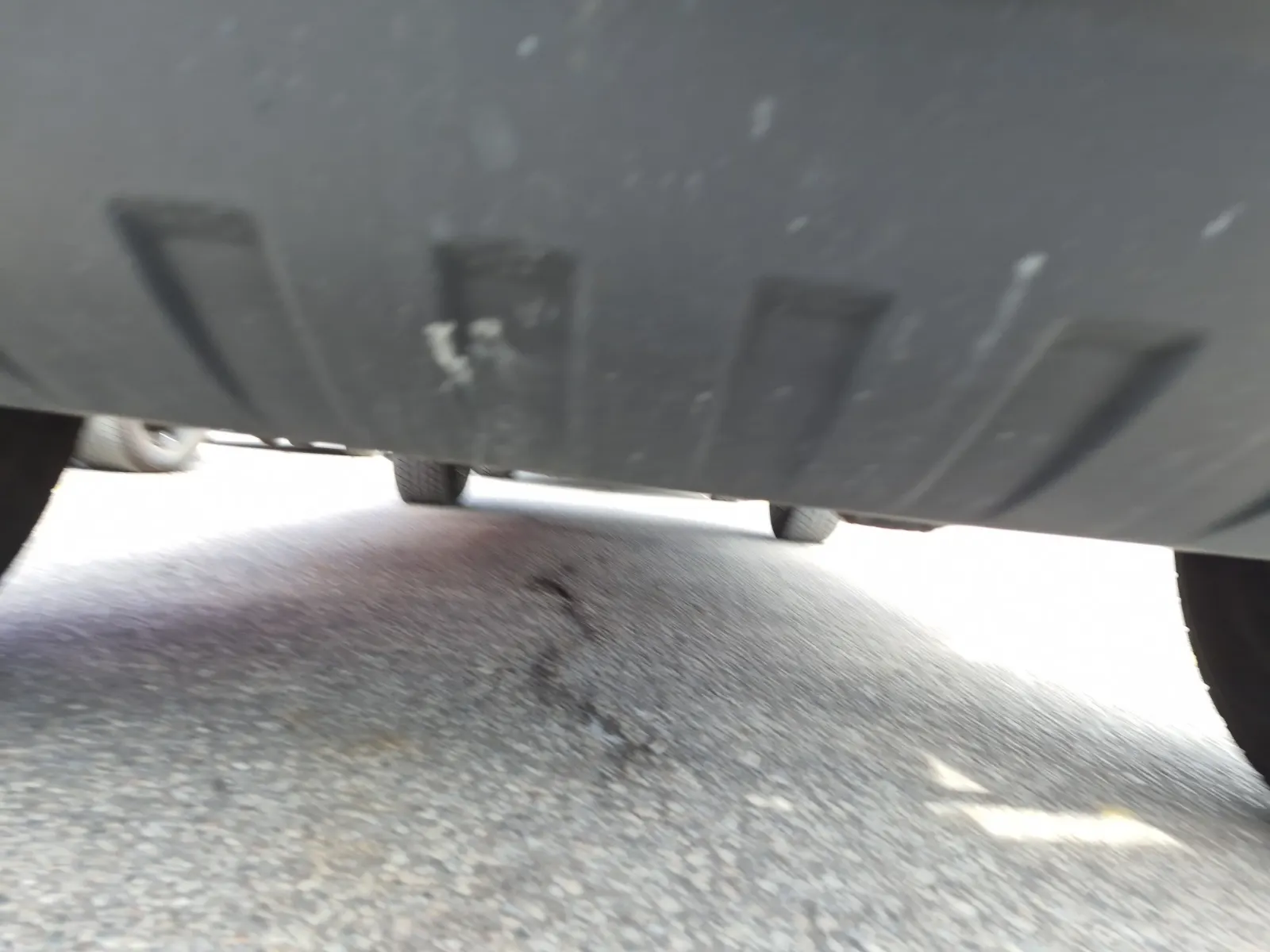 Undercarriage - Front Photo