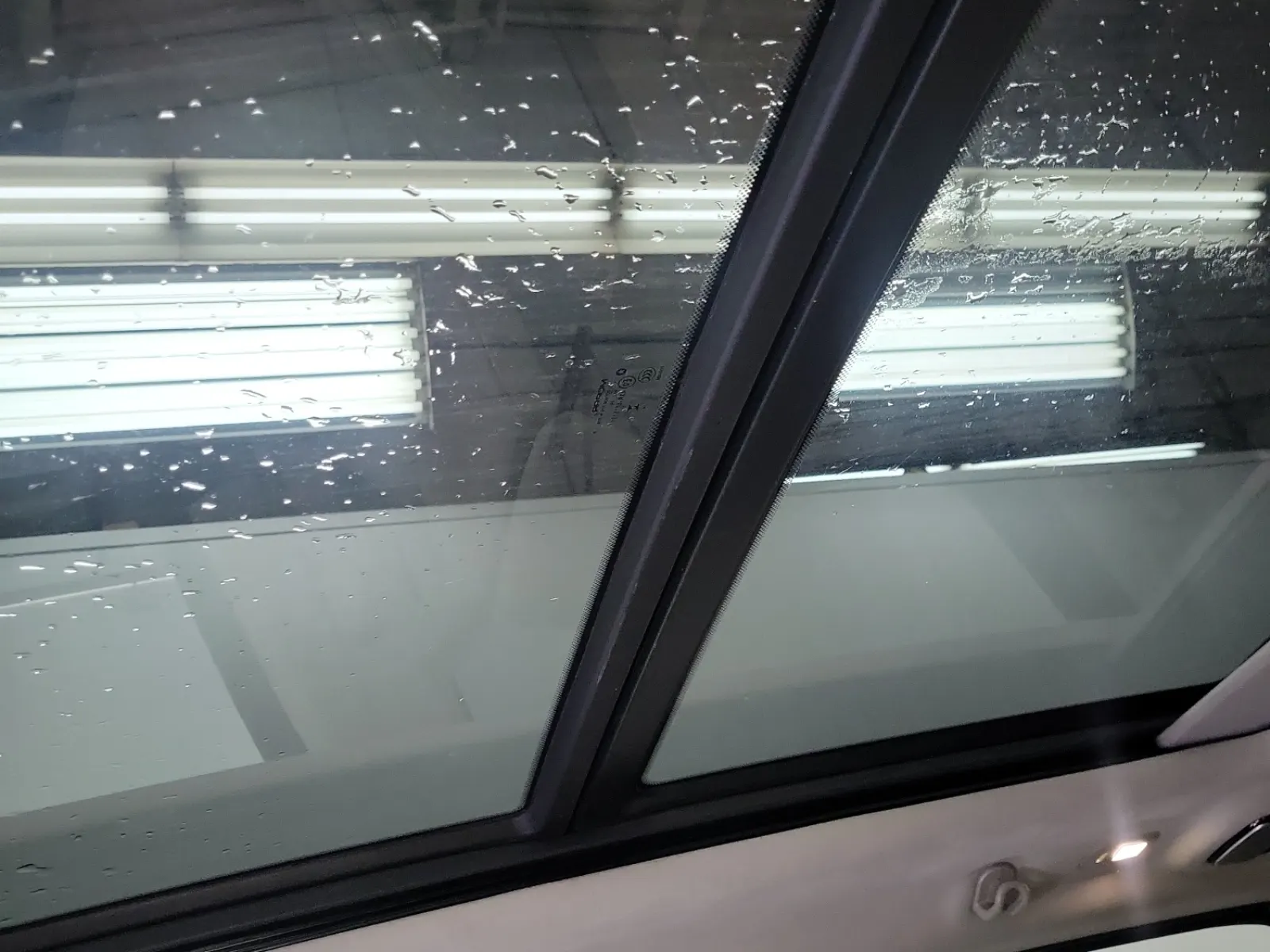Interior Roof Photo