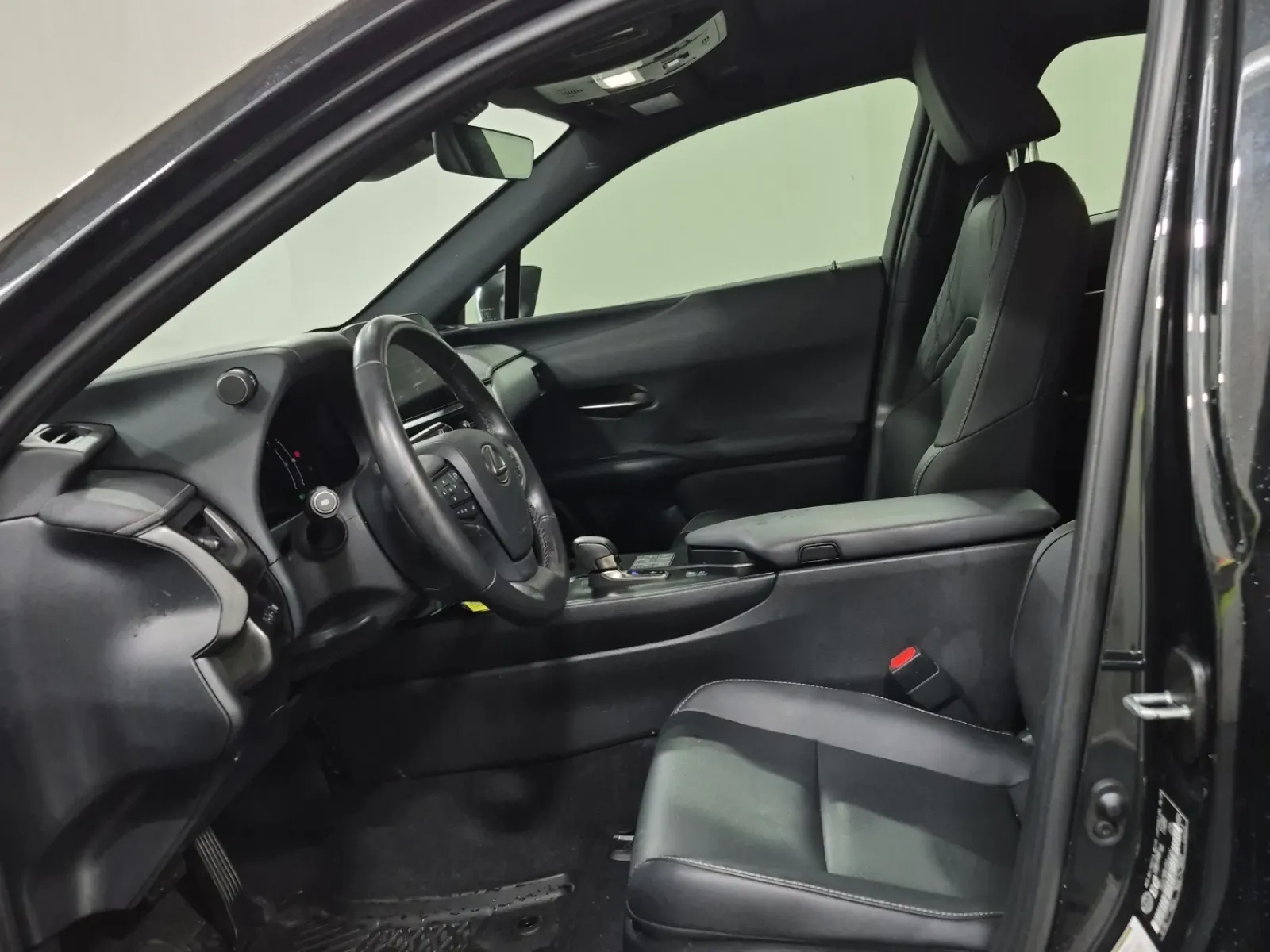Front Interior Photo