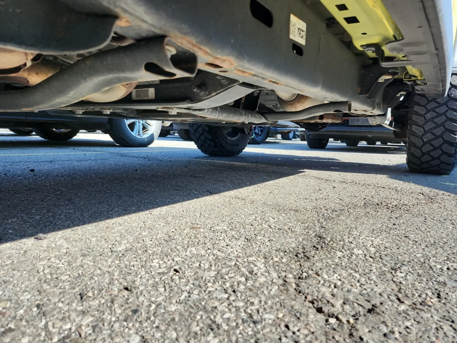 Undercarriage - Driver Photo