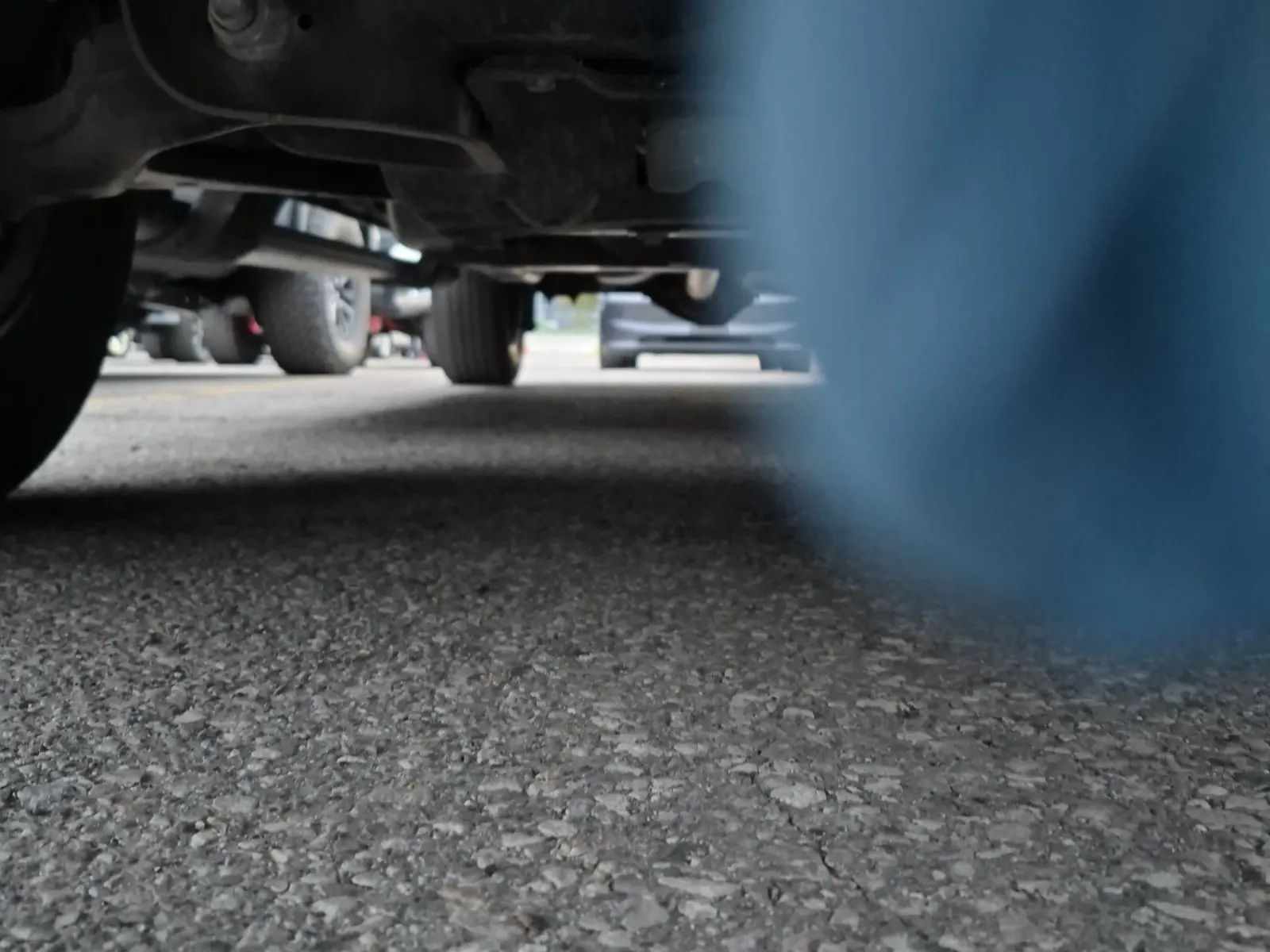 Undercarriage - Front Photo