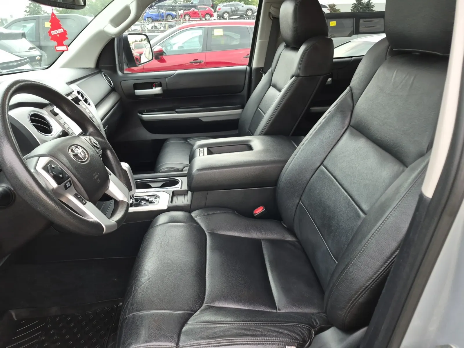 Front Interior Photo
