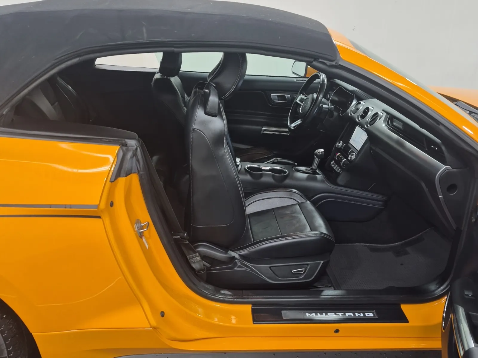 Right Side Interior Photo