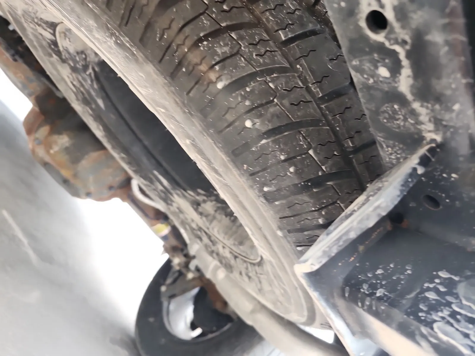 Spare Tire & Wheel Photo