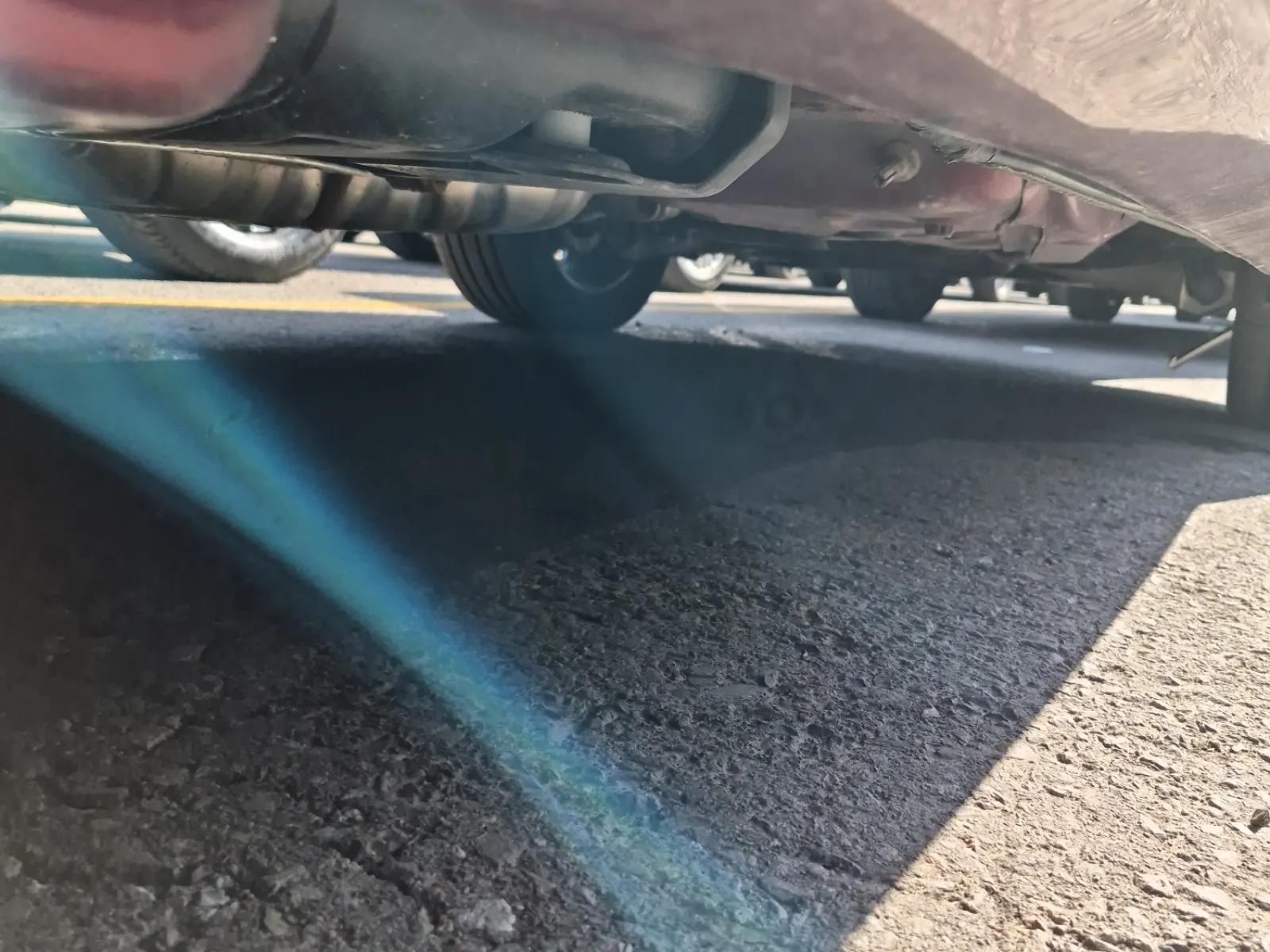 Undercarriage - Passenger Photo