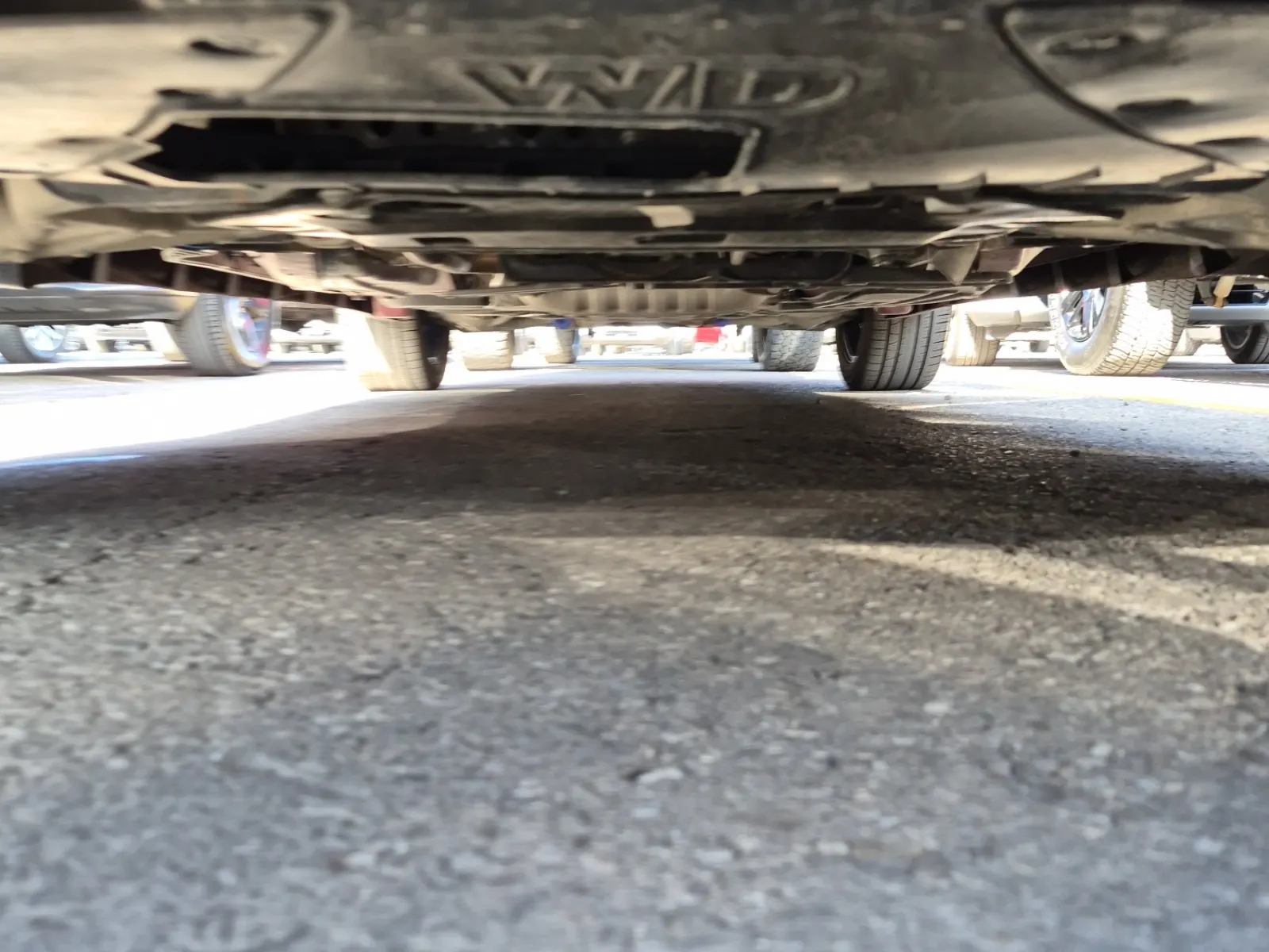 Undercarriage - Front Photo