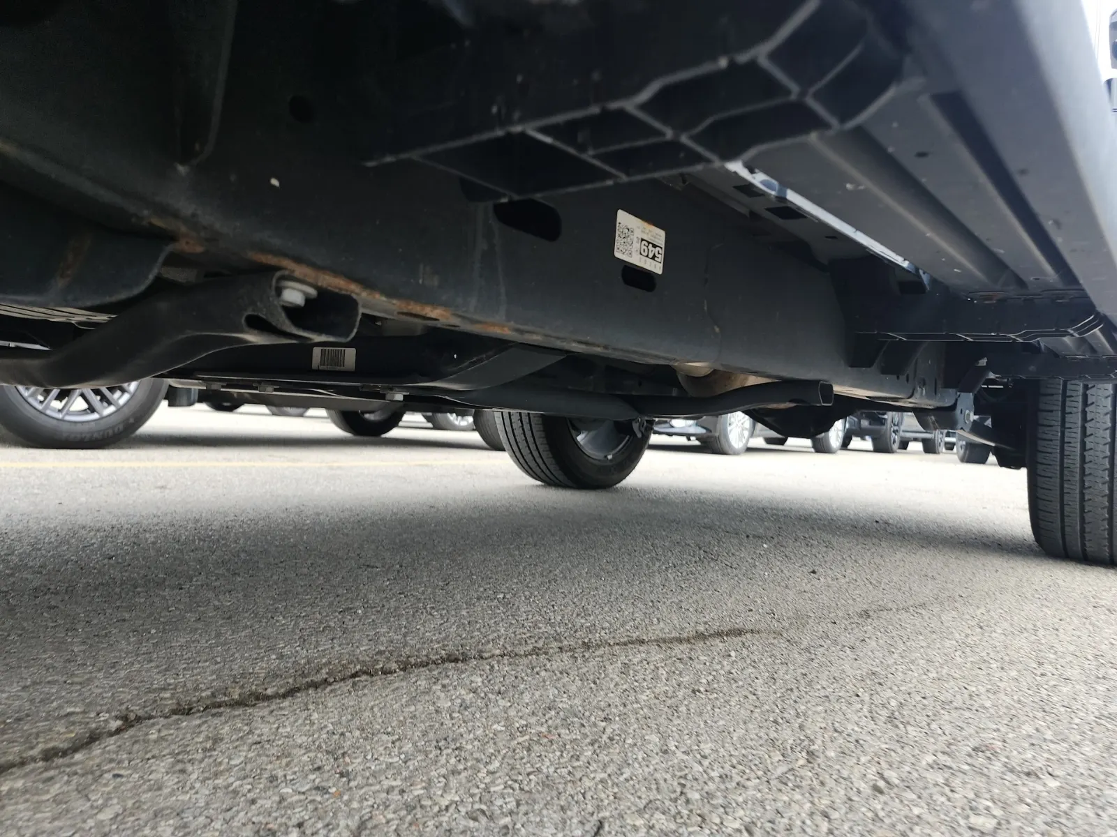 Undercarriage - Driver Photo