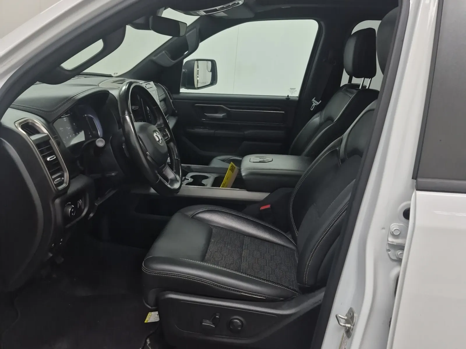 Front Interior Photo