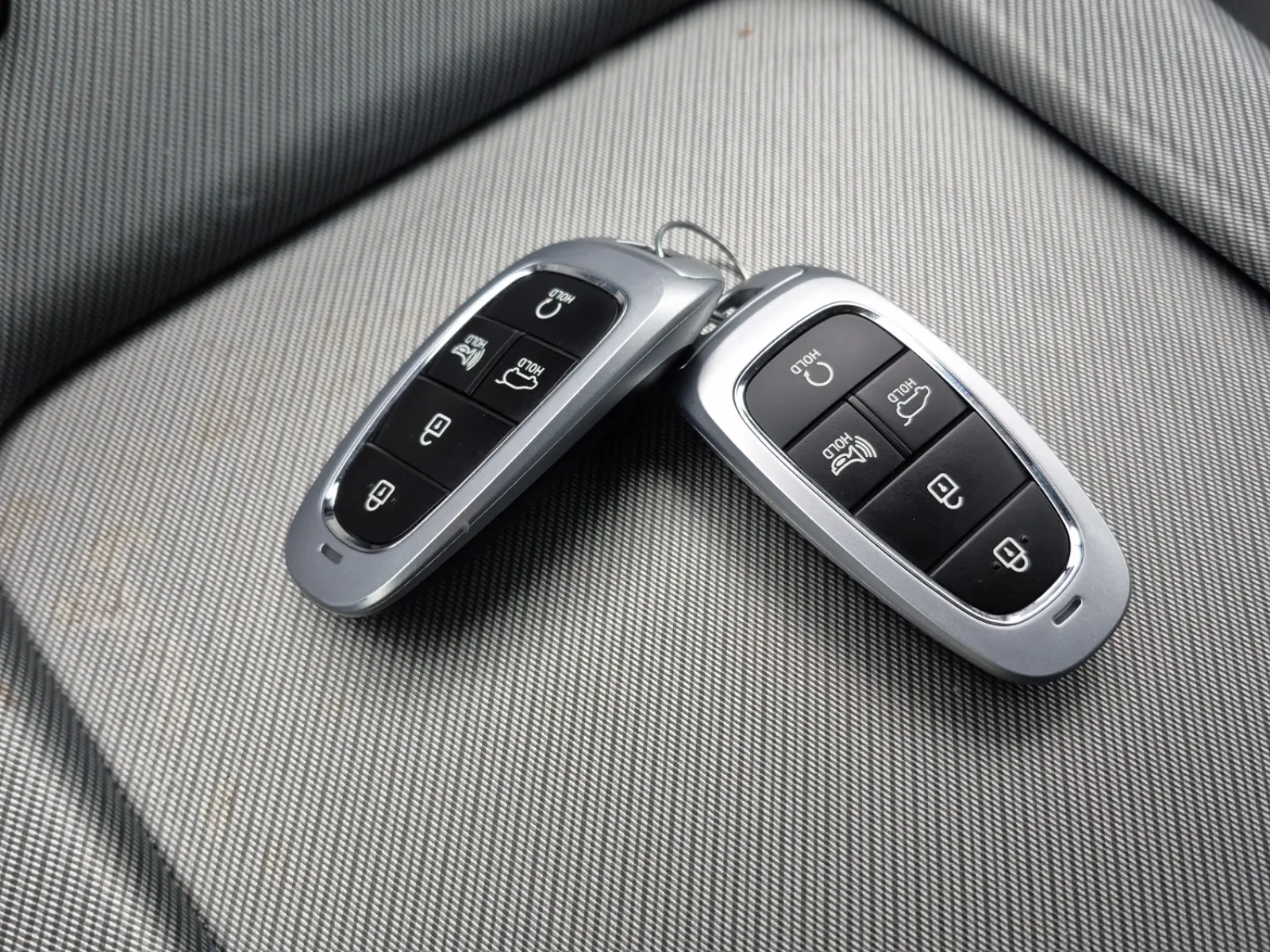Keys/Fobs/Manual Photo