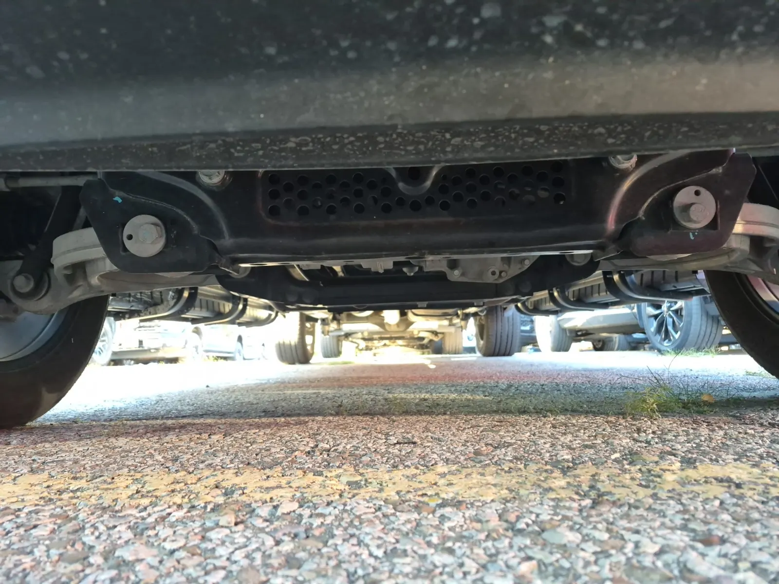 Undercarriage - Front Photo