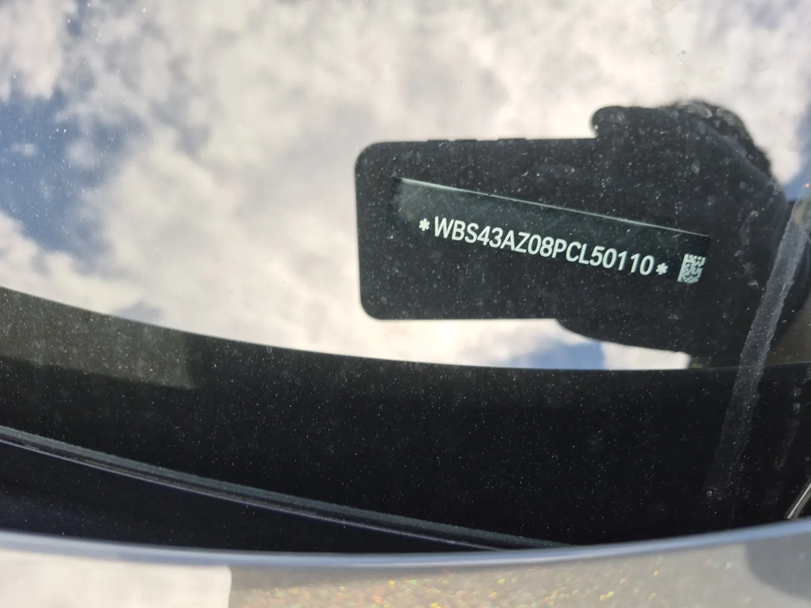 Dash VIN Plate Photo