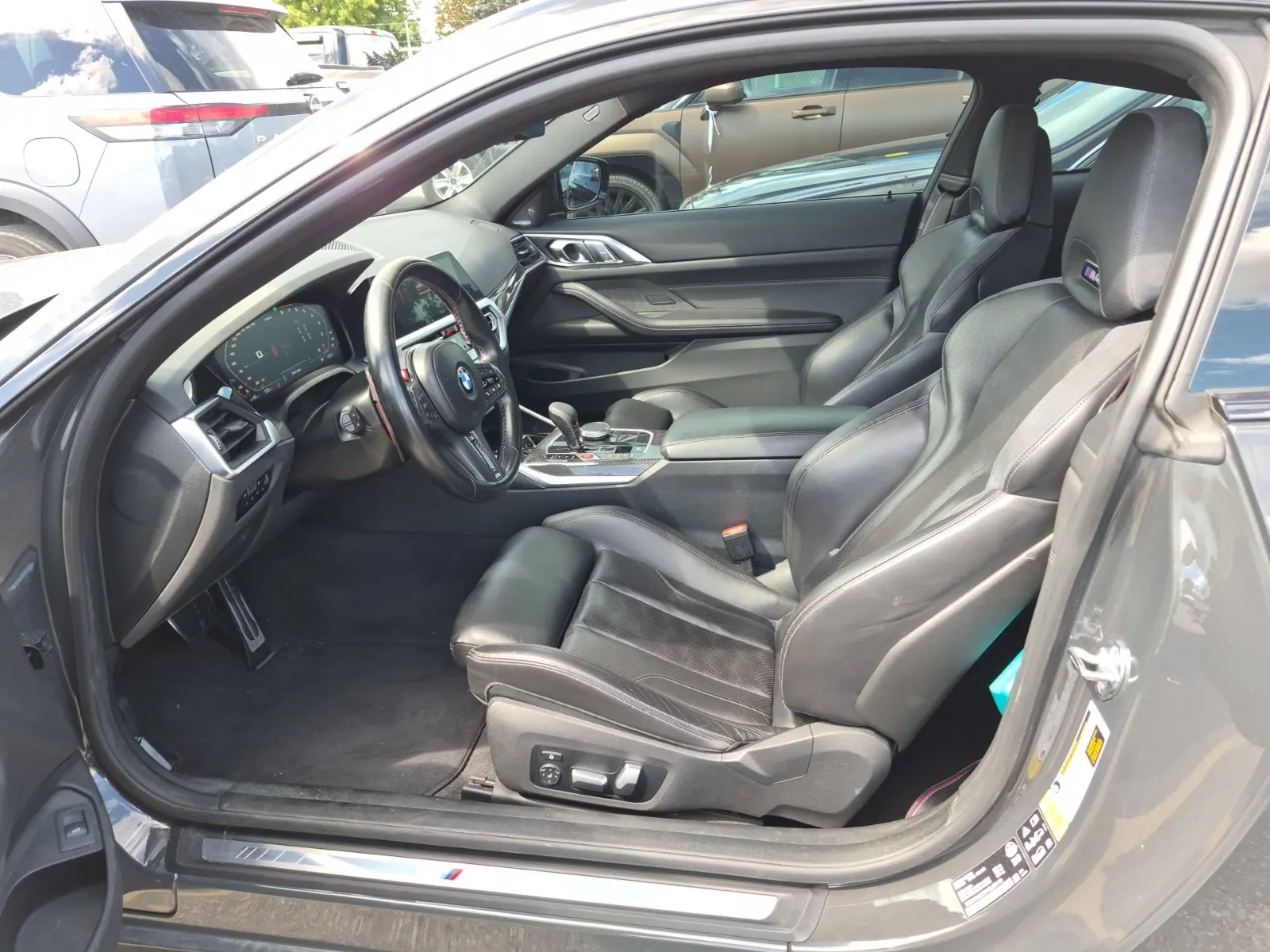 Front Interior Photo