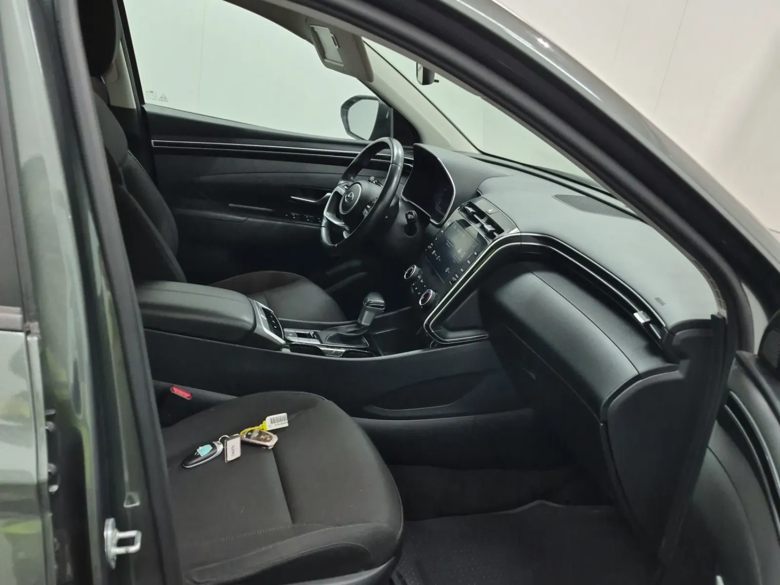 Right Side Interior Photo