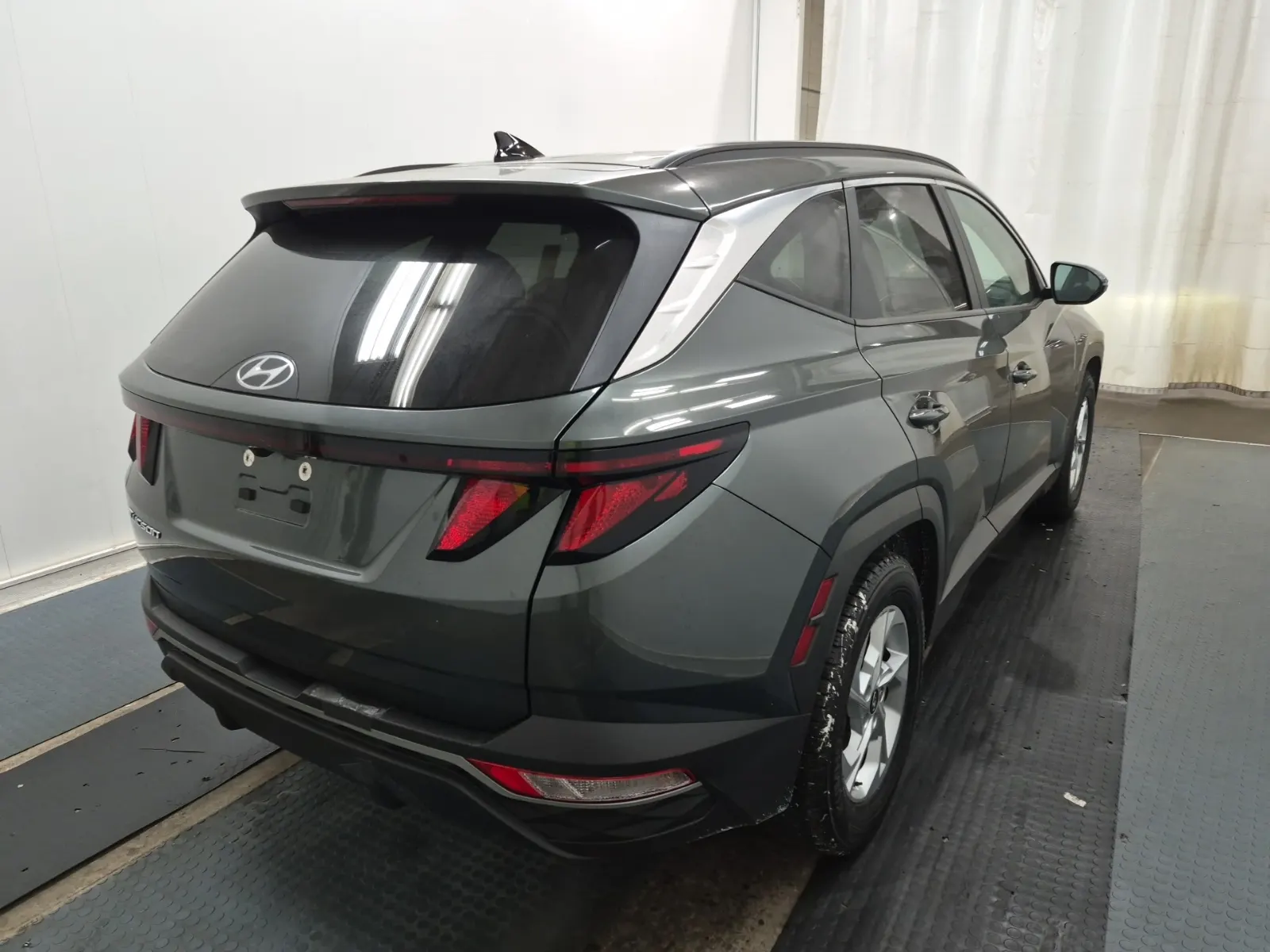 Passenger Rear 3/4 Photo