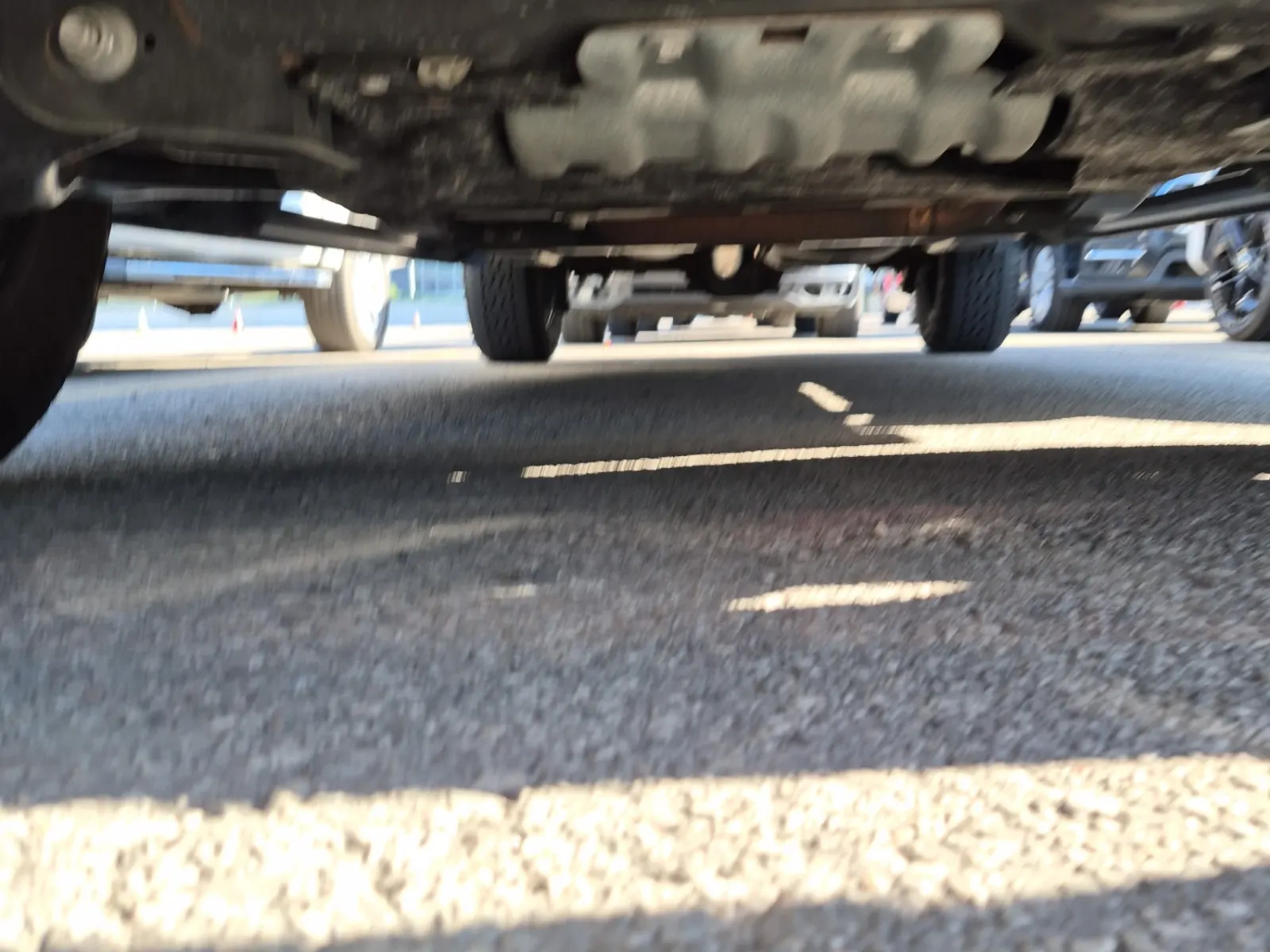 Undercarriage - Front Photo