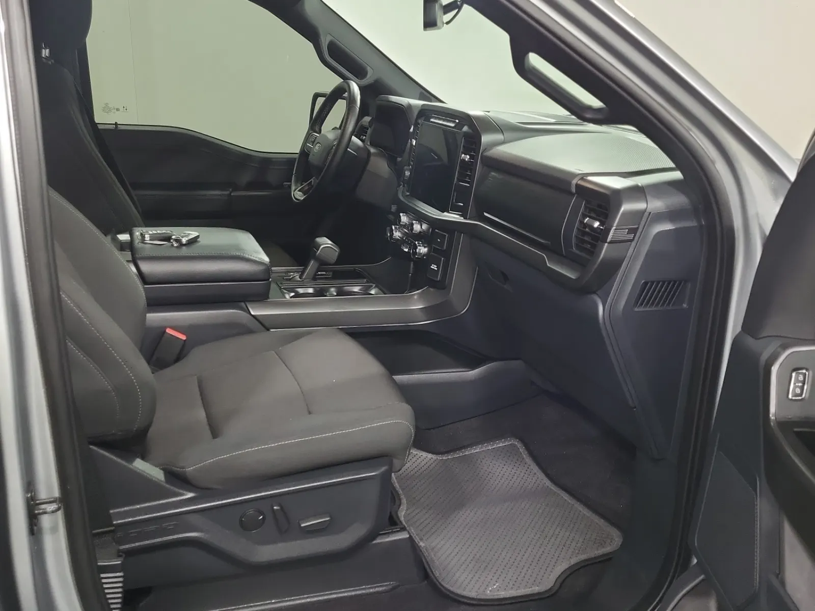 Right Side Interior Photo