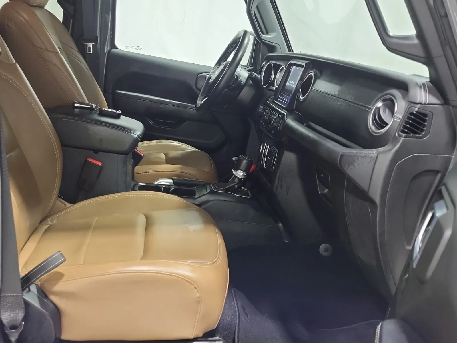 Right Side Interior Photo