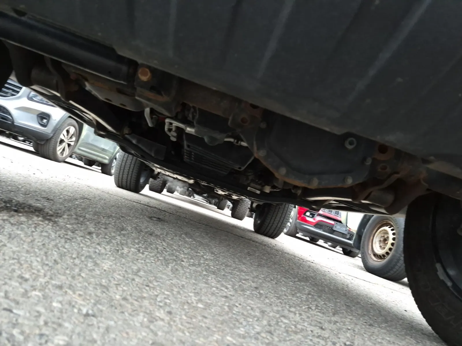 Undercarriage - Front Photo
