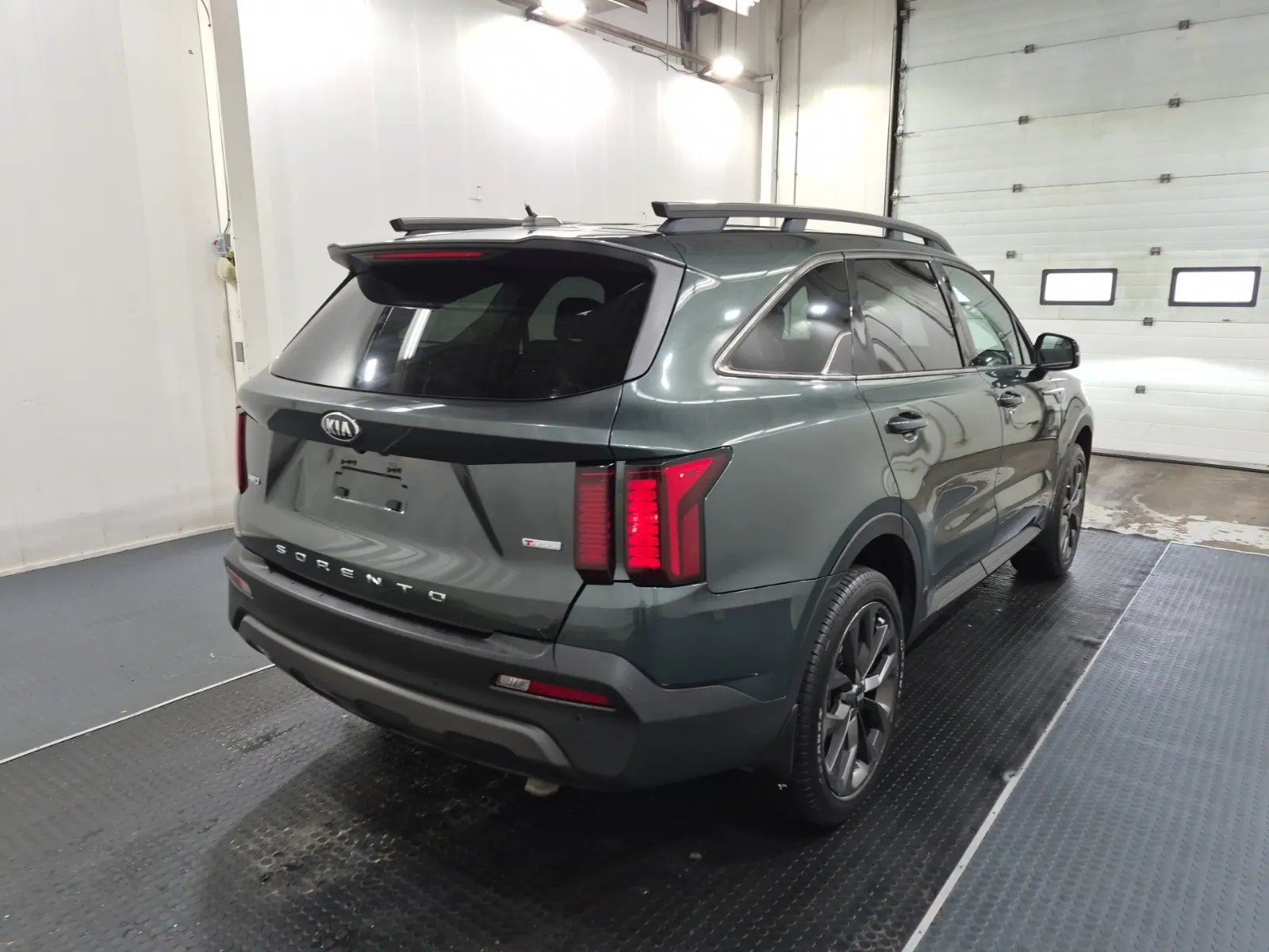 Passenger Rear 3/4 Photo