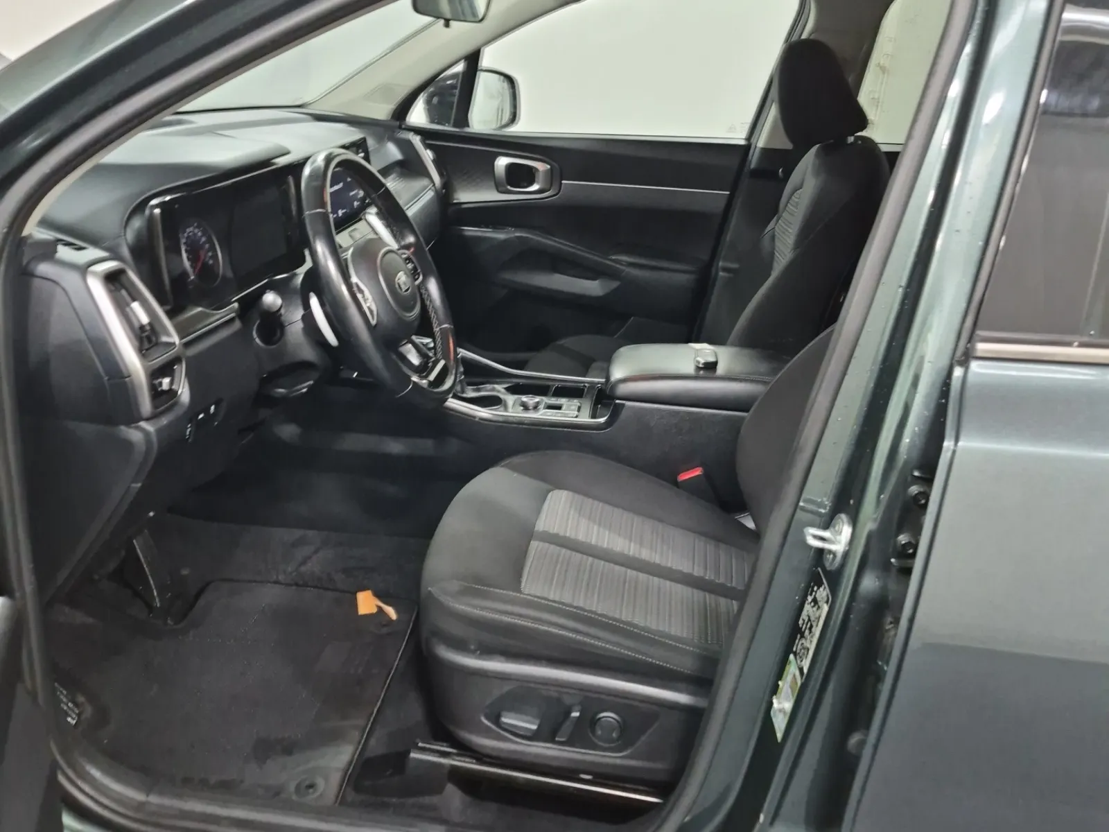 Front Interior Photo