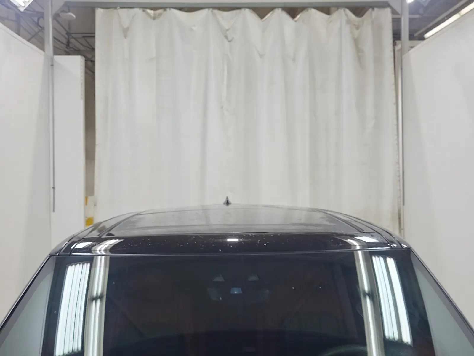 Exterior Roof Photo
