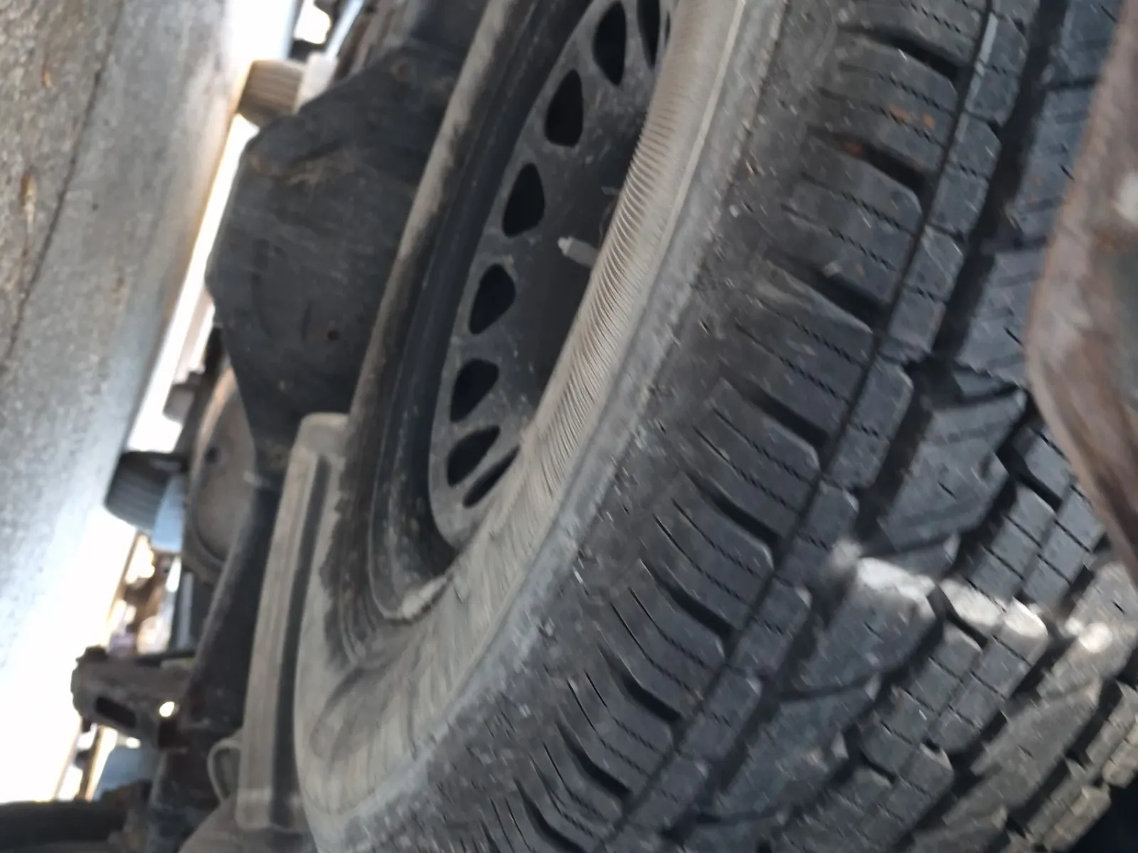 Spare Tire & Wheel Photo