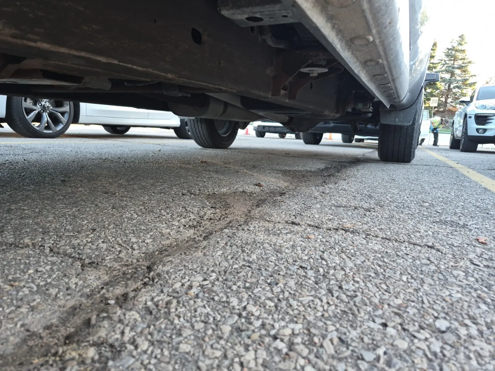 Undercarriage - Driver Photo
