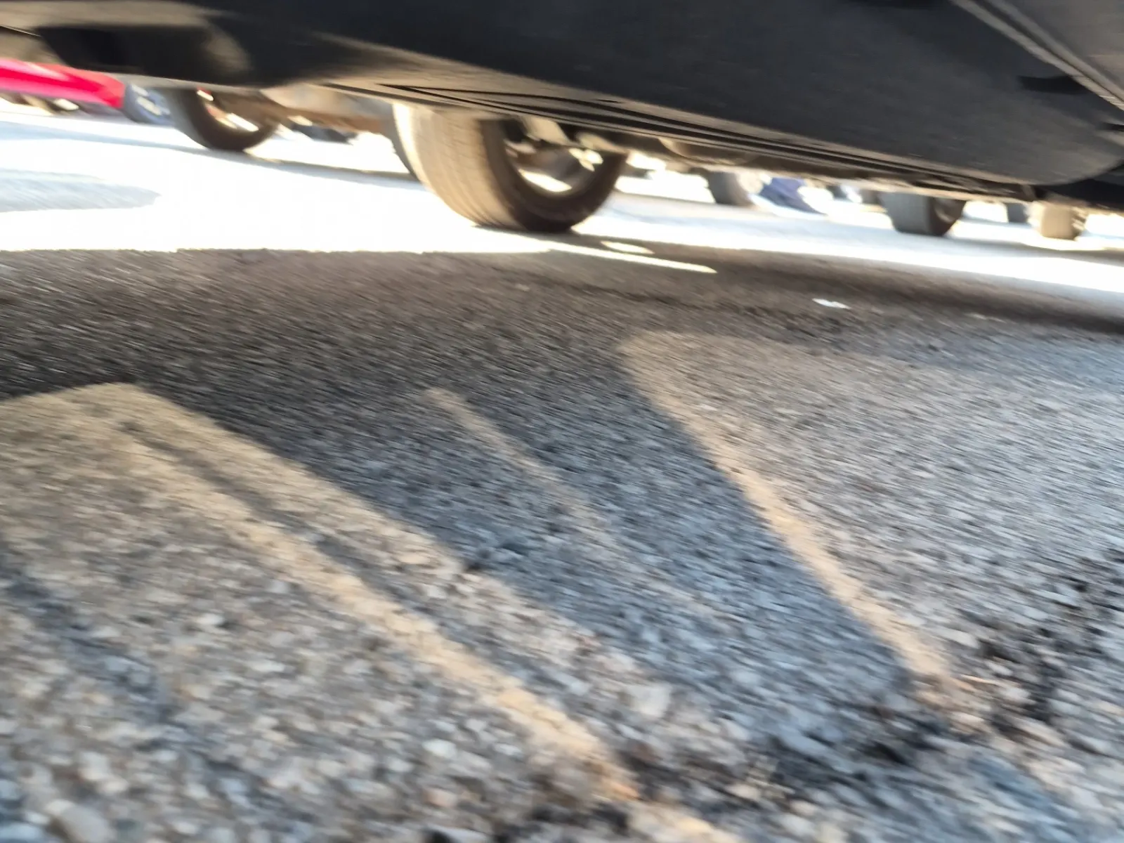 Undercarriage - Passenger Photo