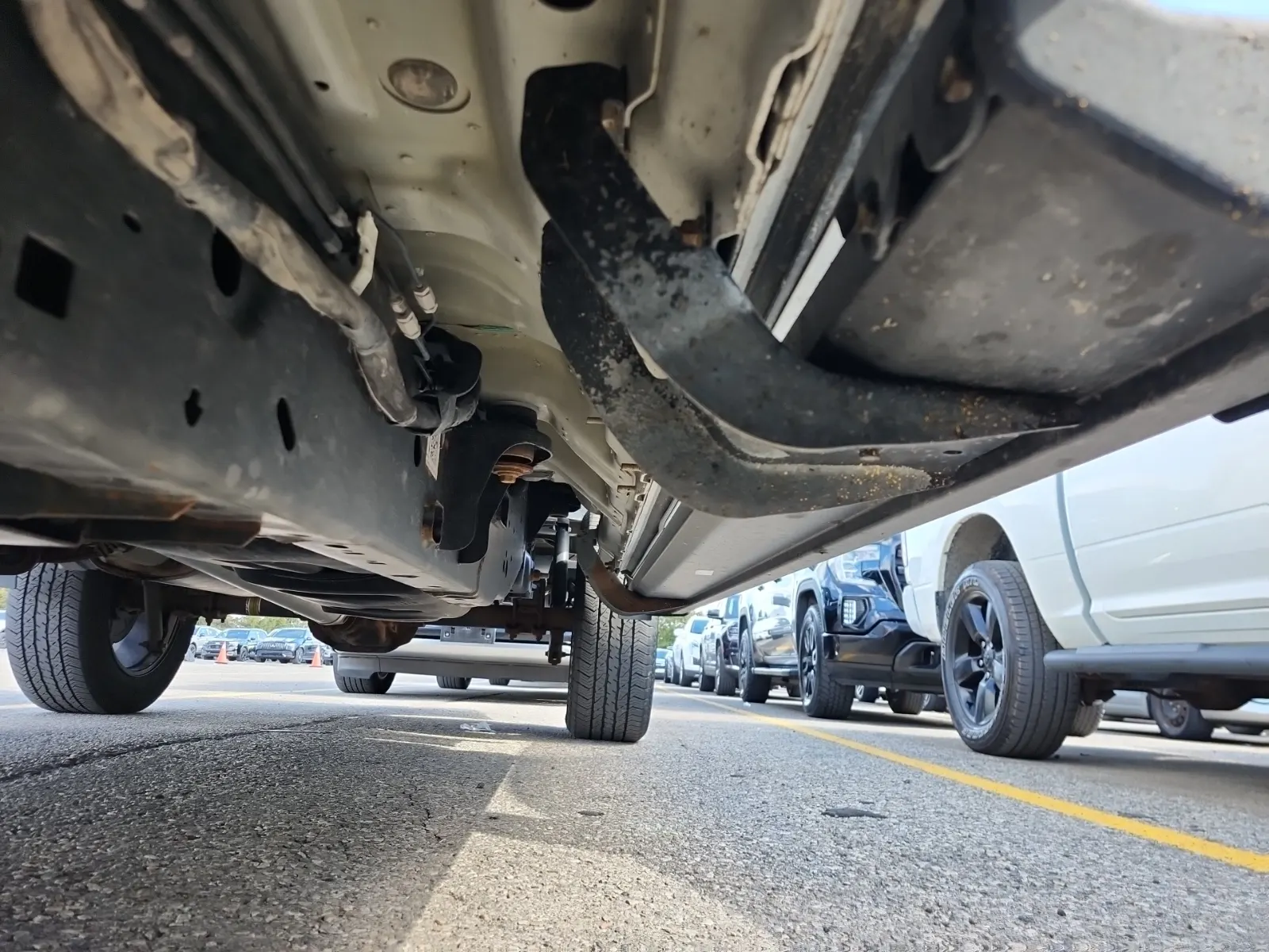 Undercarriage - Driver Photo